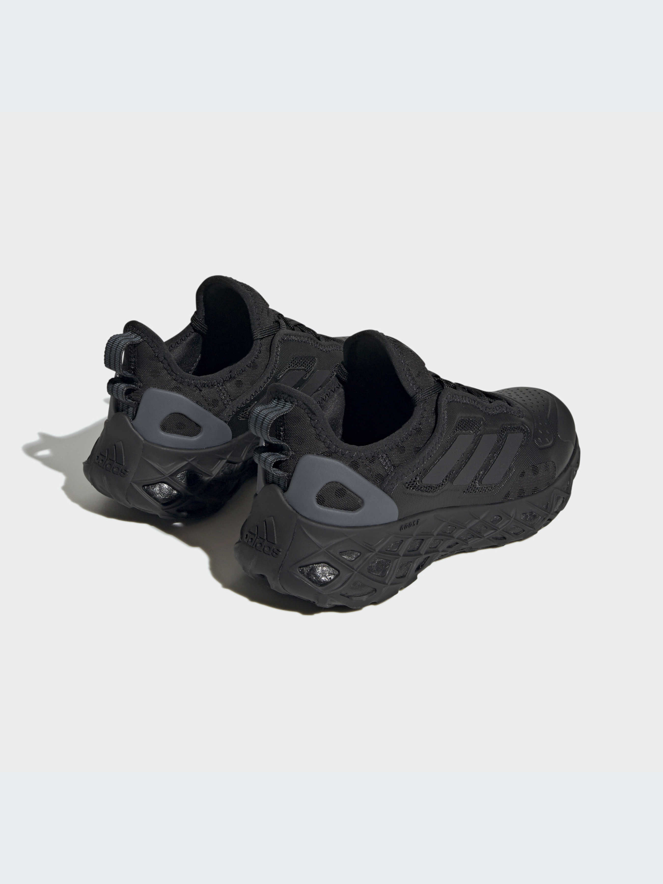 Кроссовки Adidas Ultraboost модель HQ4210 Фото