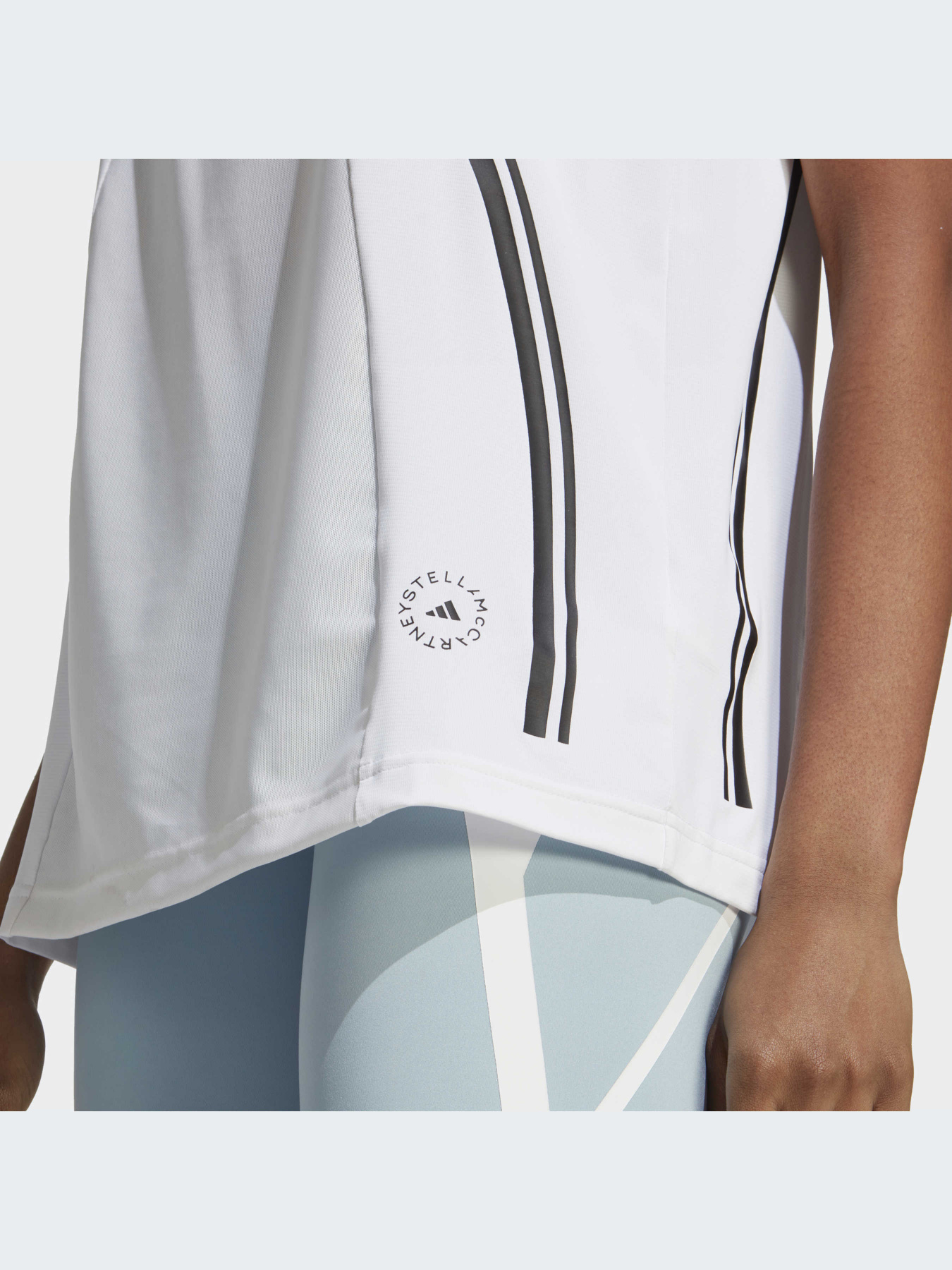 Майка спортивная Adidas модель IC5977 Фото