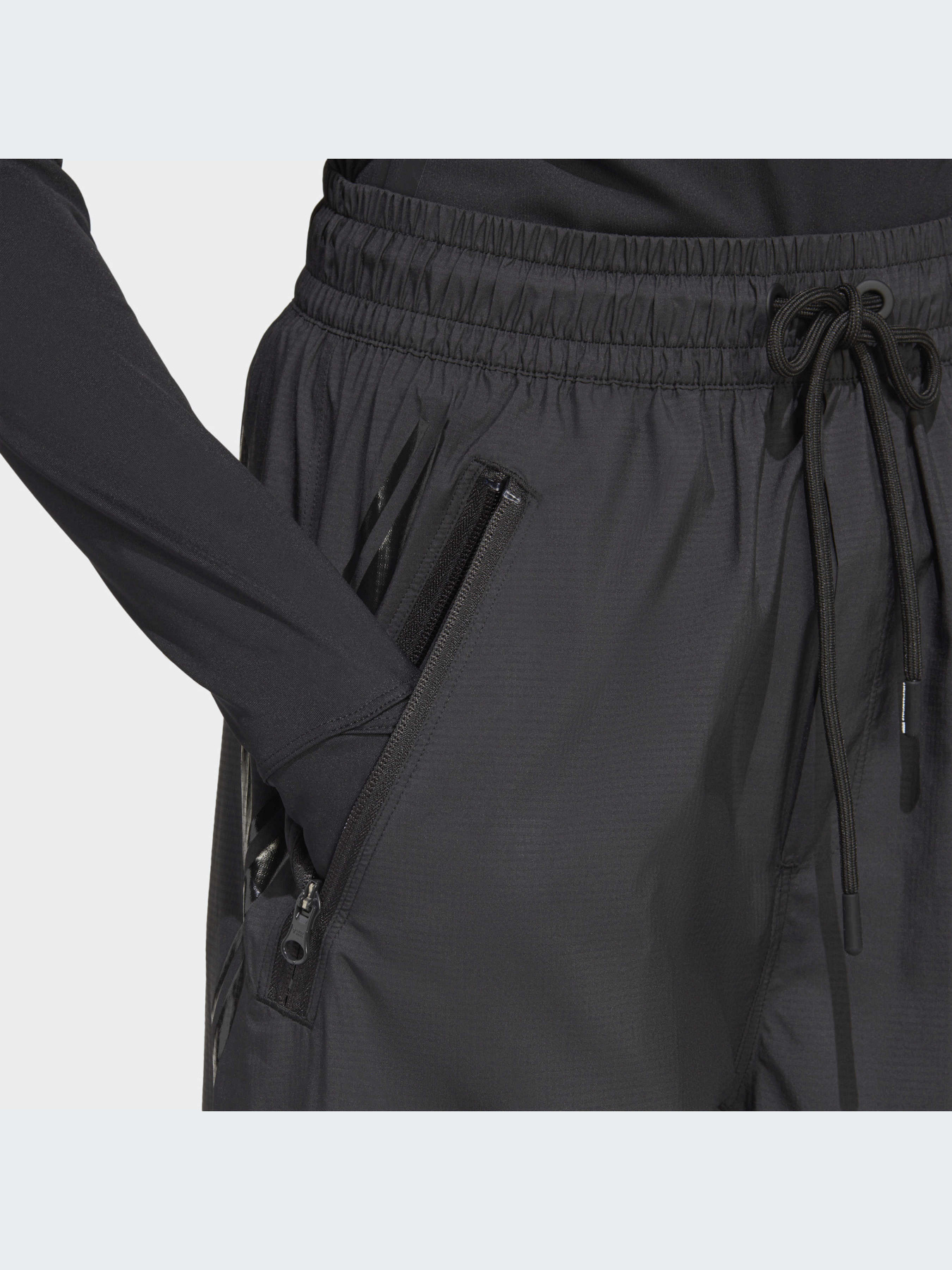 Штаны спортивные Adidas модель HR2209 Фото