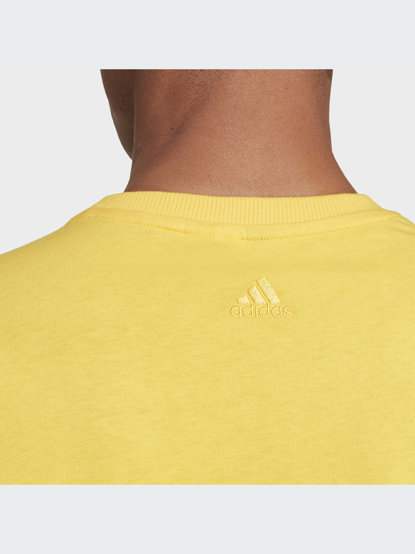 Футболка Adidas модель IC9818 Фото