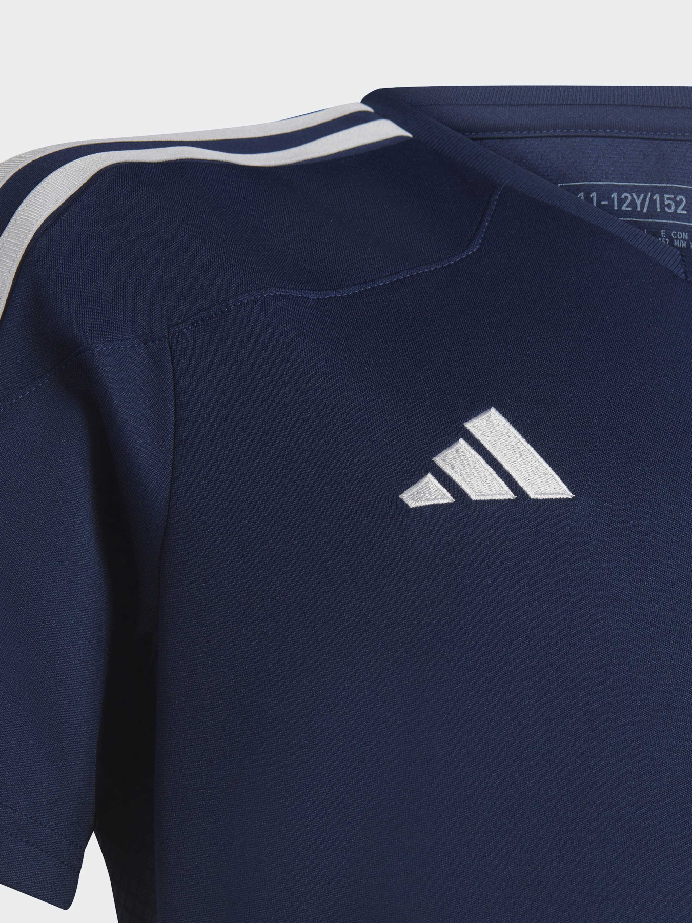 Спортивна футболка Adidas Tiro модель HR4618 Спортивна футболка Adidas Tiro модель HR4618 Фото