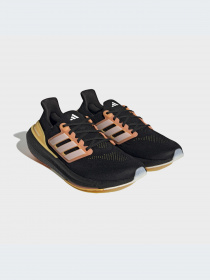 Кроссовки для бега Adidas Ultraboost модель HQ8595 Фото