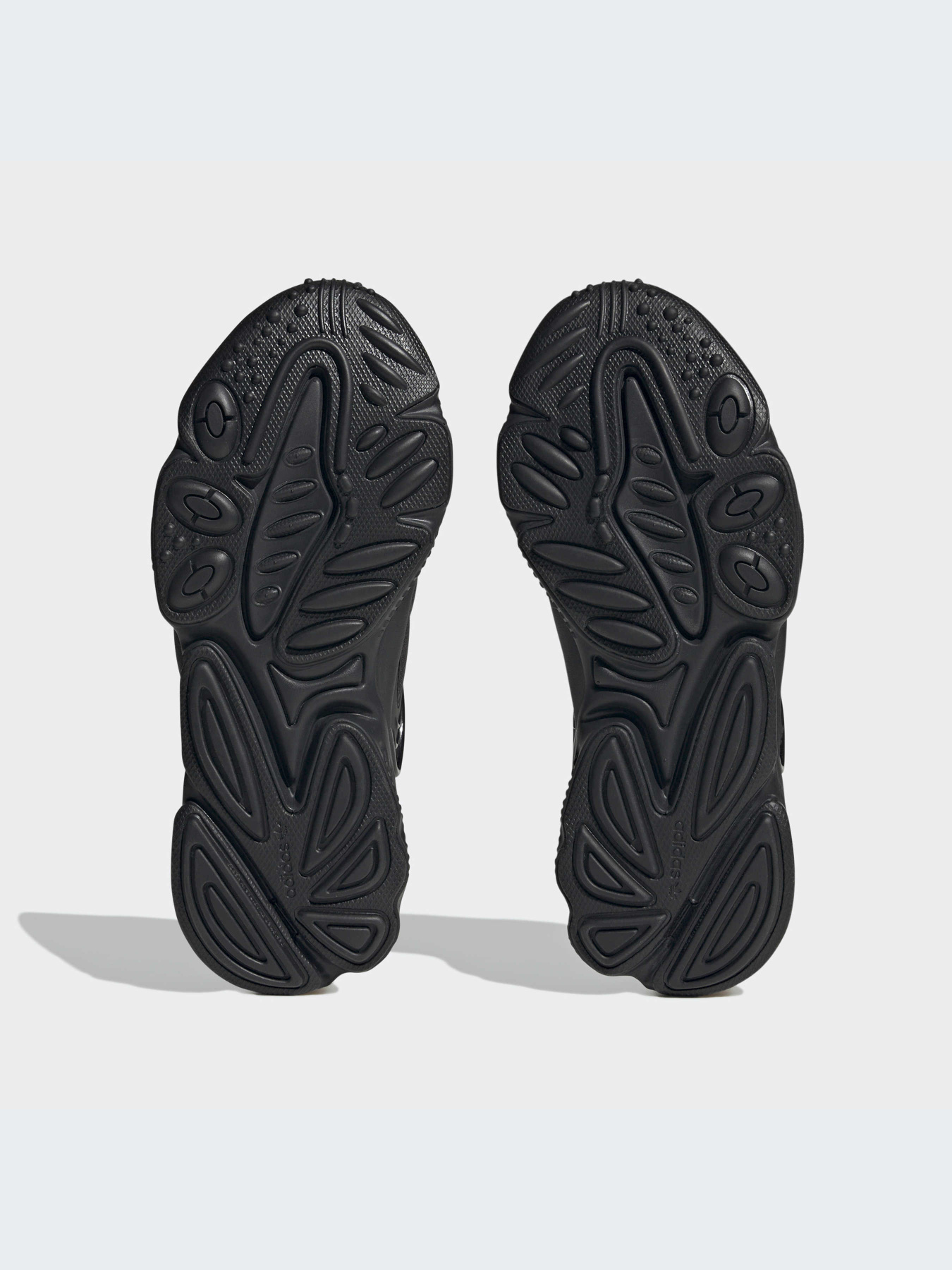 Кроссовки Adidas Ozweego модель HQ4473 Фото