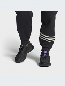 Кроссовки Adidas Ozweego модель HQ4473 Фото