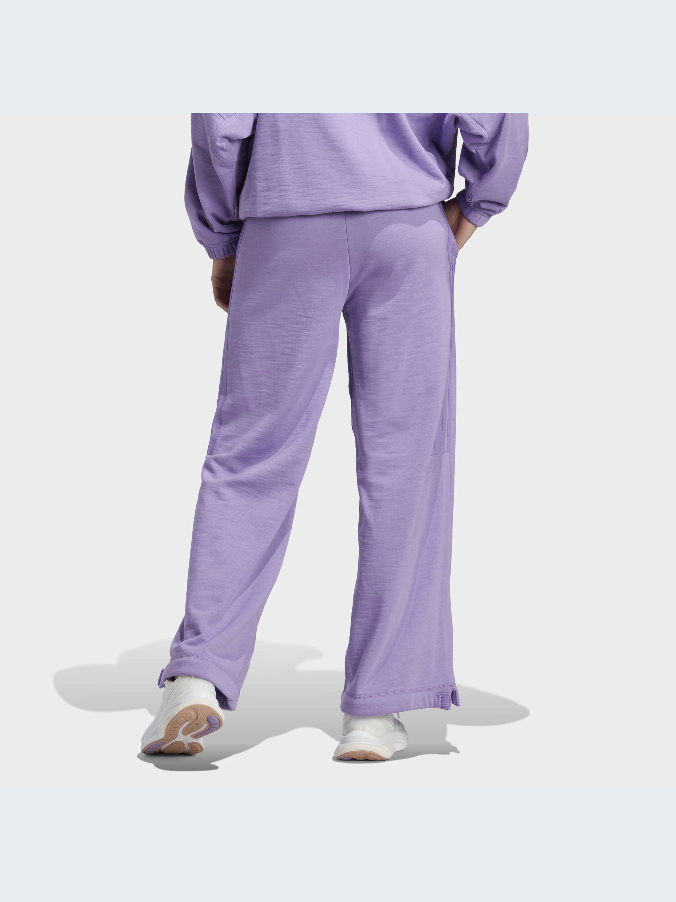 Повсякденні штани Adidas модель IC6689 Фото