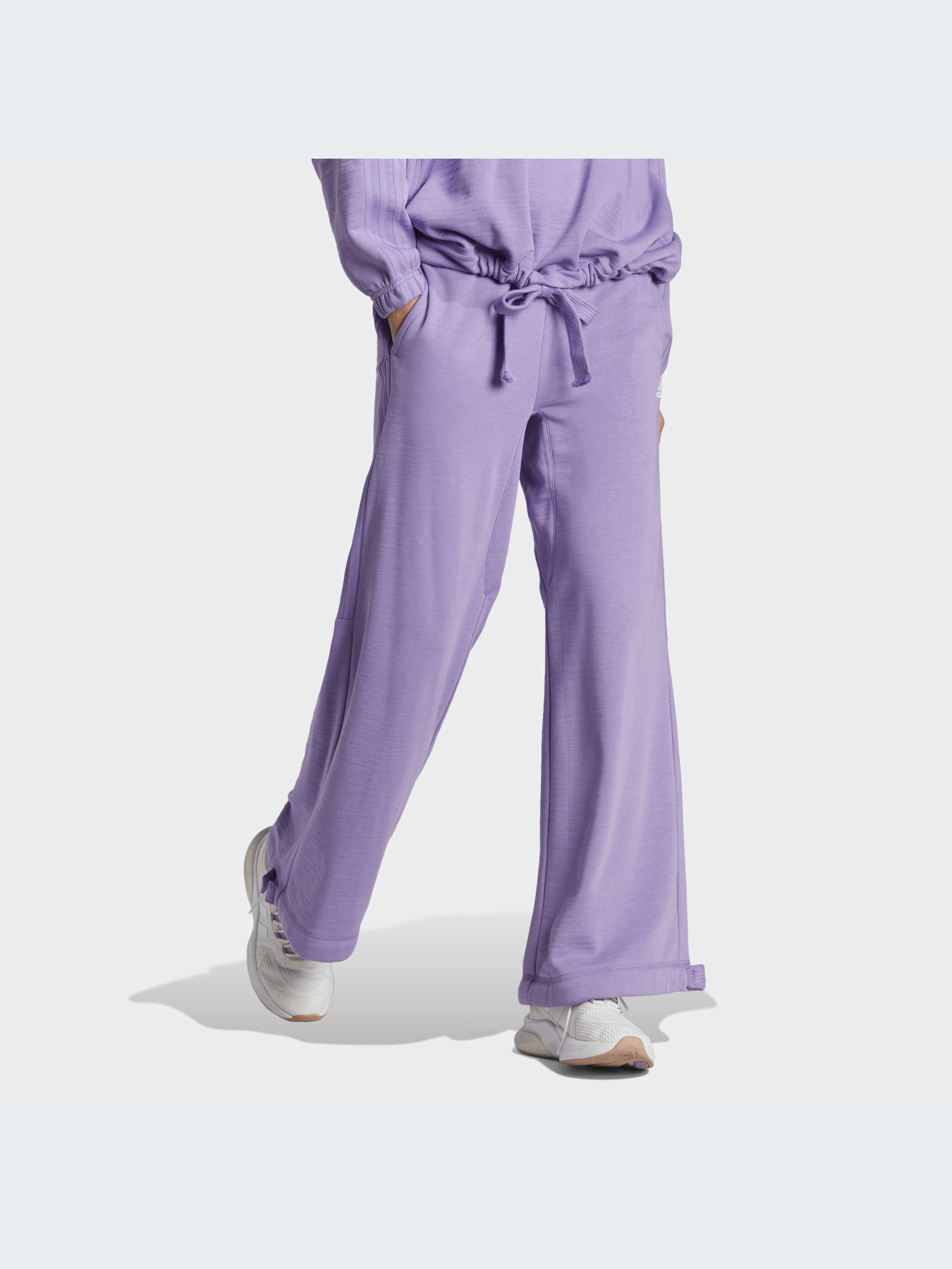 Повсякденні штани Adidas модель IC6689 Фото