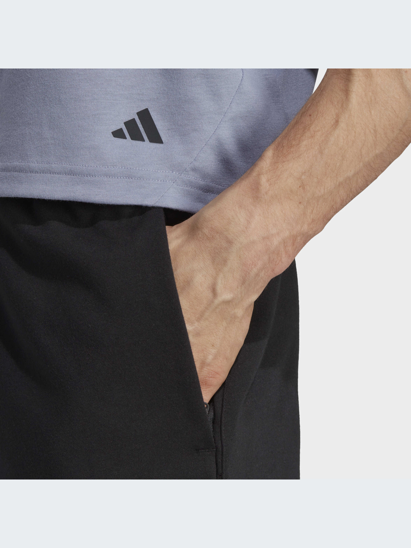 Спортивні шорти Adidas модель IC7285 Спортивні шорти Adidas модель IC7285 Фото