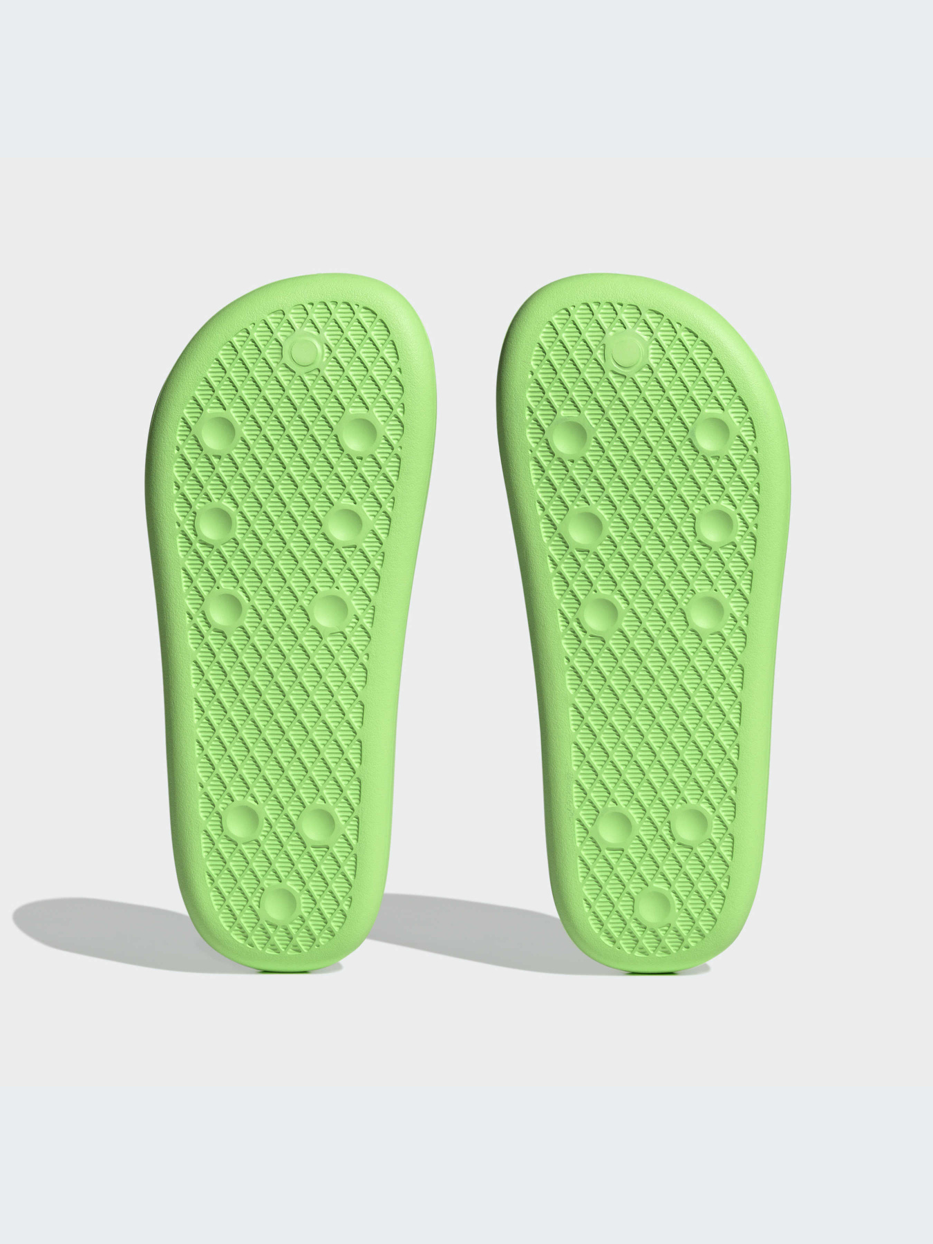 Шлепанцы Adidas Adilette модель FZ6411 Фото