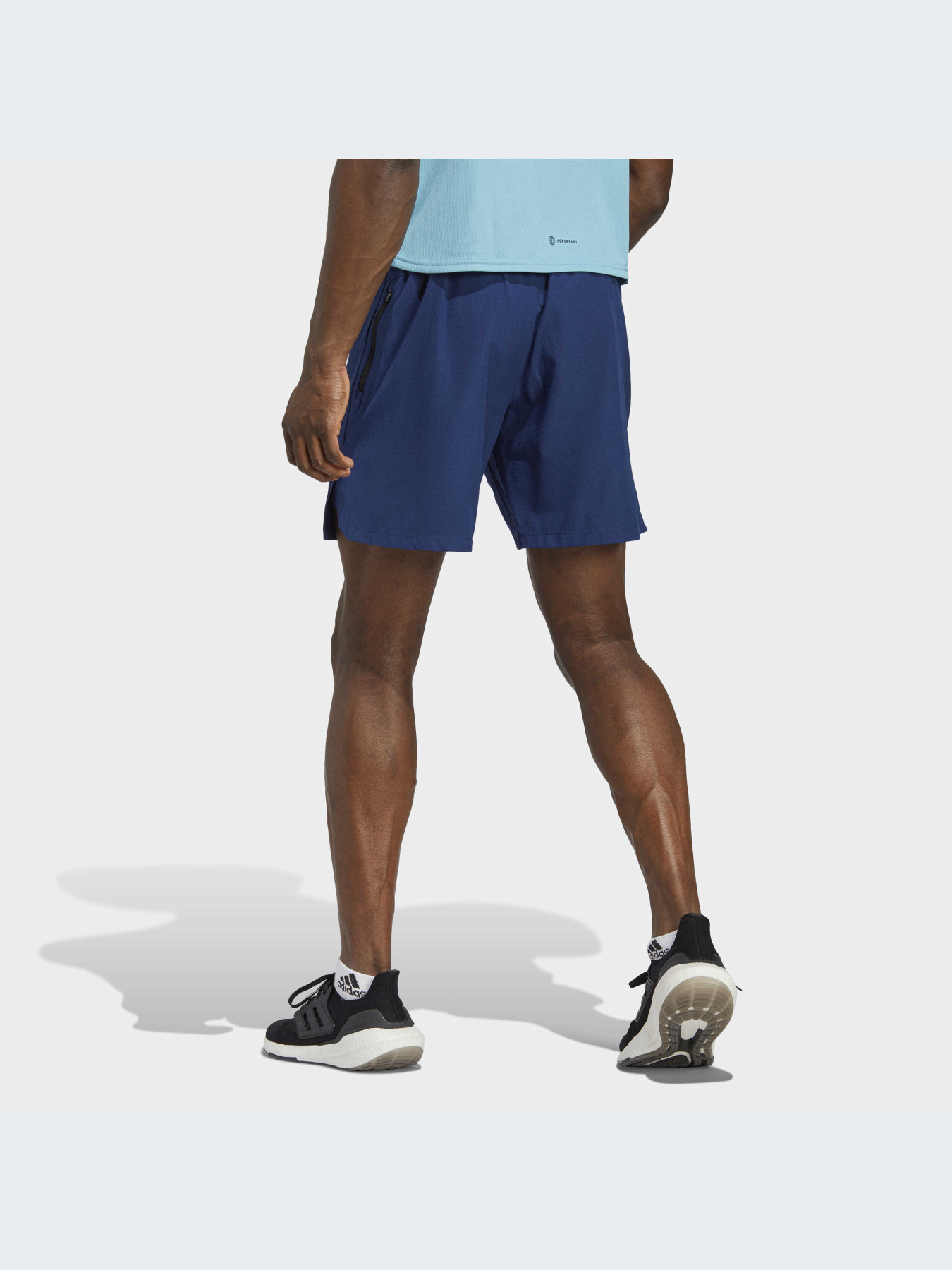 Спортивні шорти Adidas модель IC2100 Фото