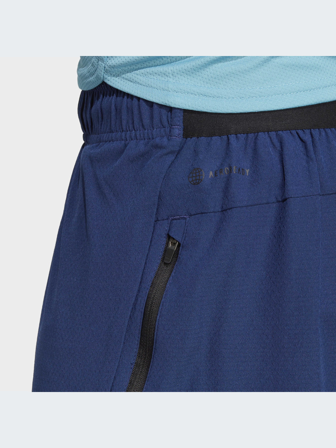 Спортивні шорти Adidas модель IC2100 Фото