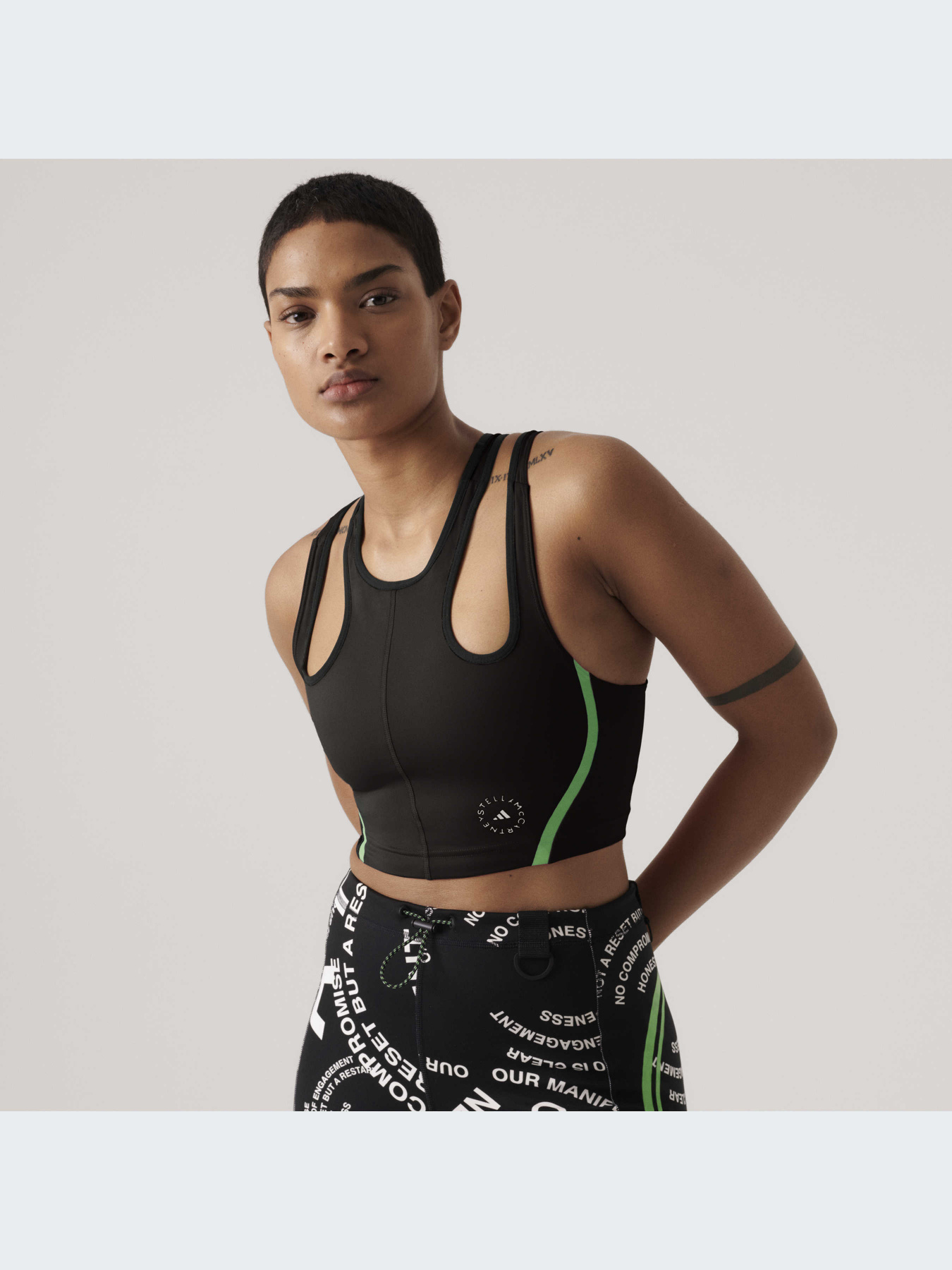 Спортивний топ Adidas модель HR4483 Фото