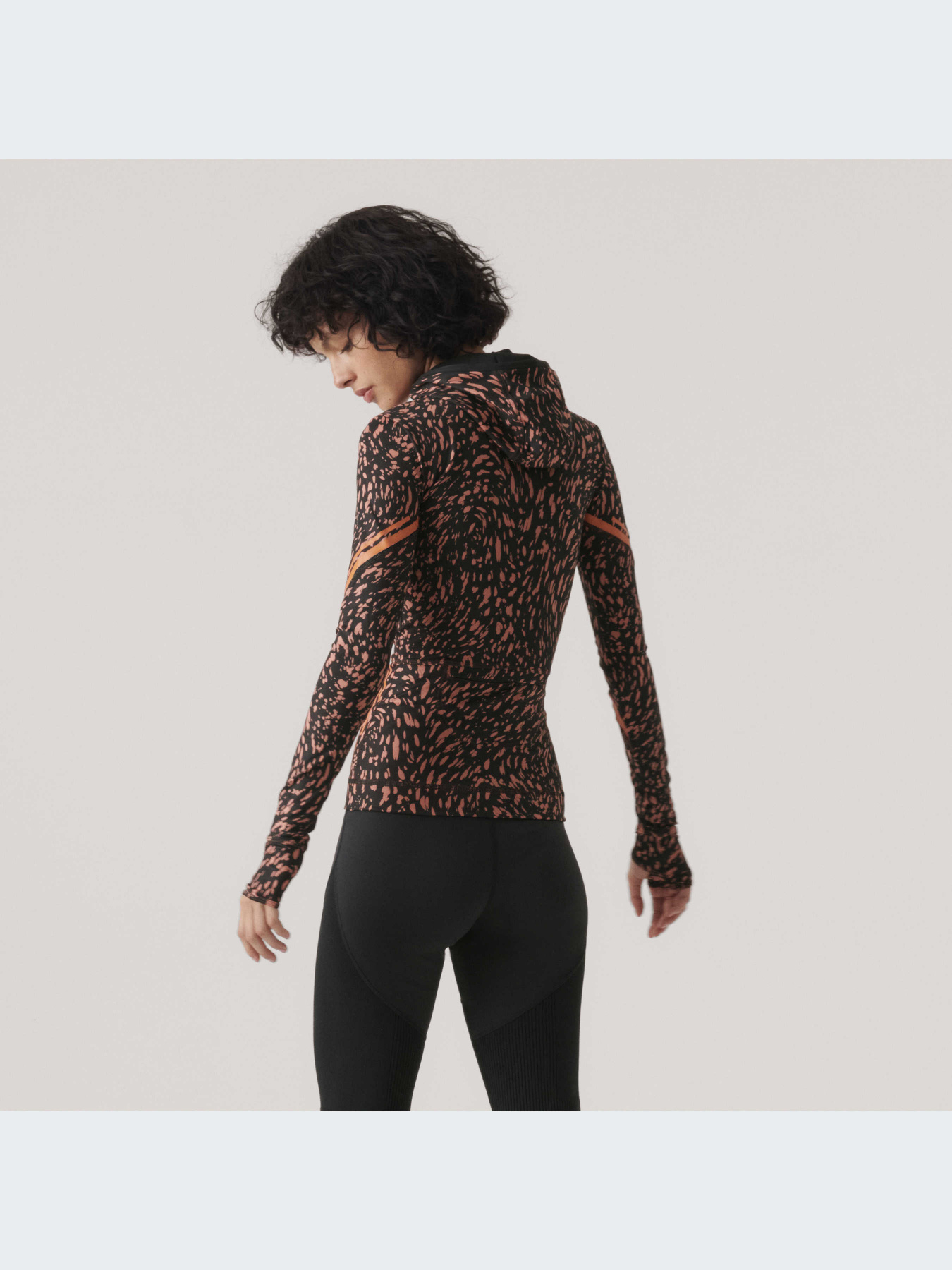 Спортивная кофта Adidas модель HS4255 Фото