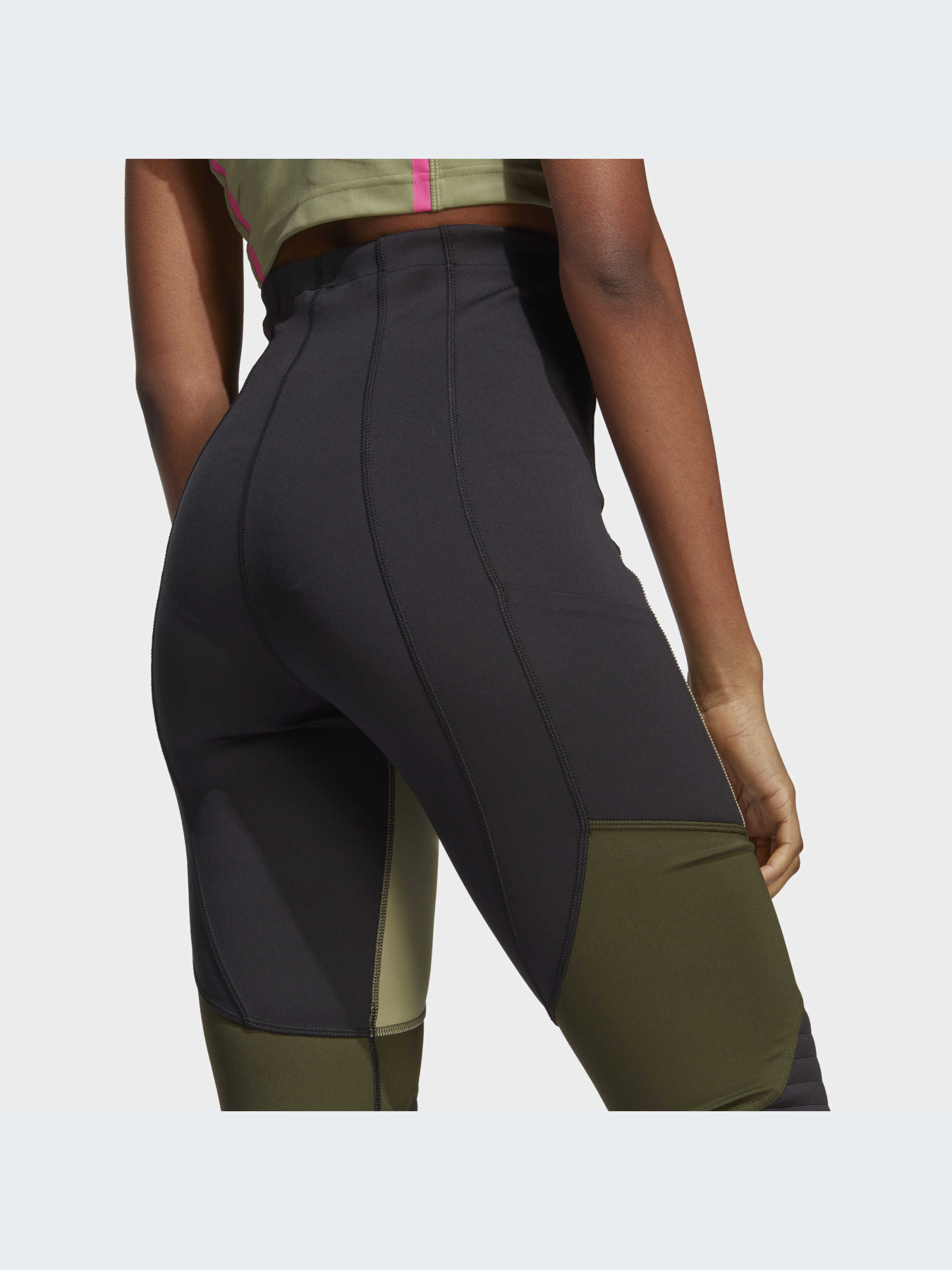 Леггинсы спортивные Adidas модель HT1119 Фото