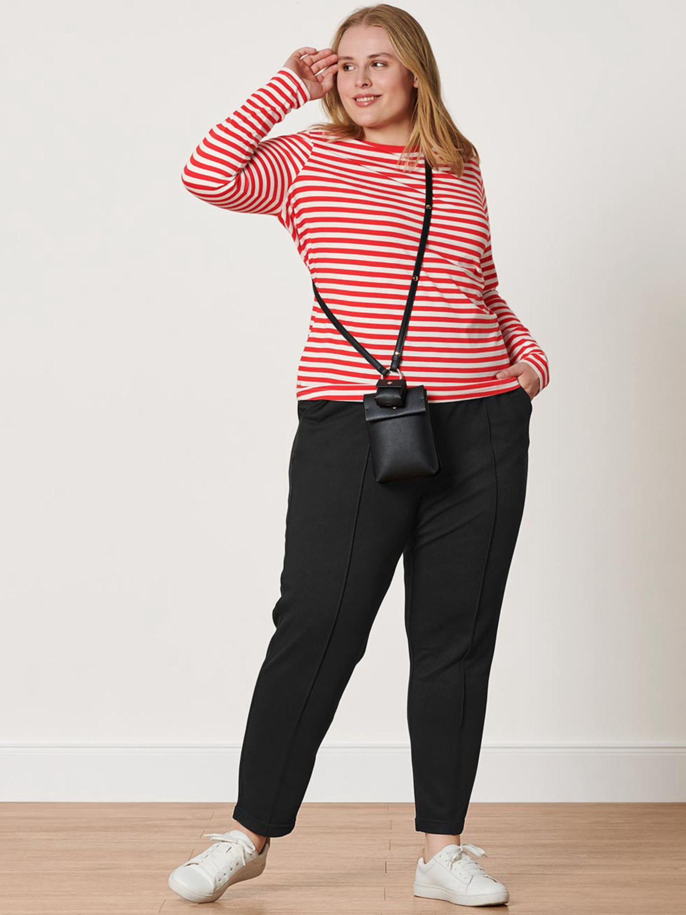 Брюки повседневные Tchibo модель T1702284804 Фото