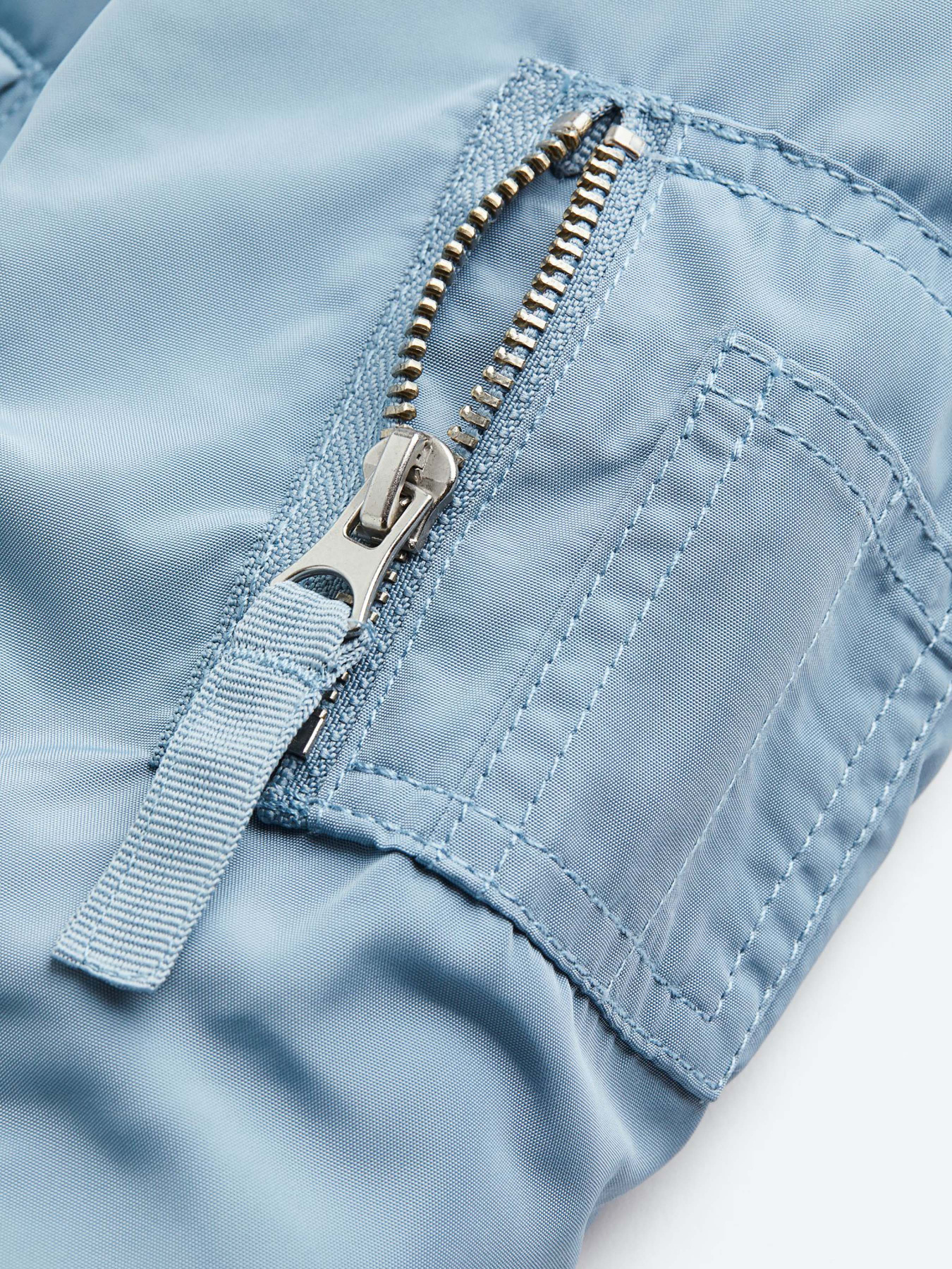 Бомбер H&M модель 70564 Фото