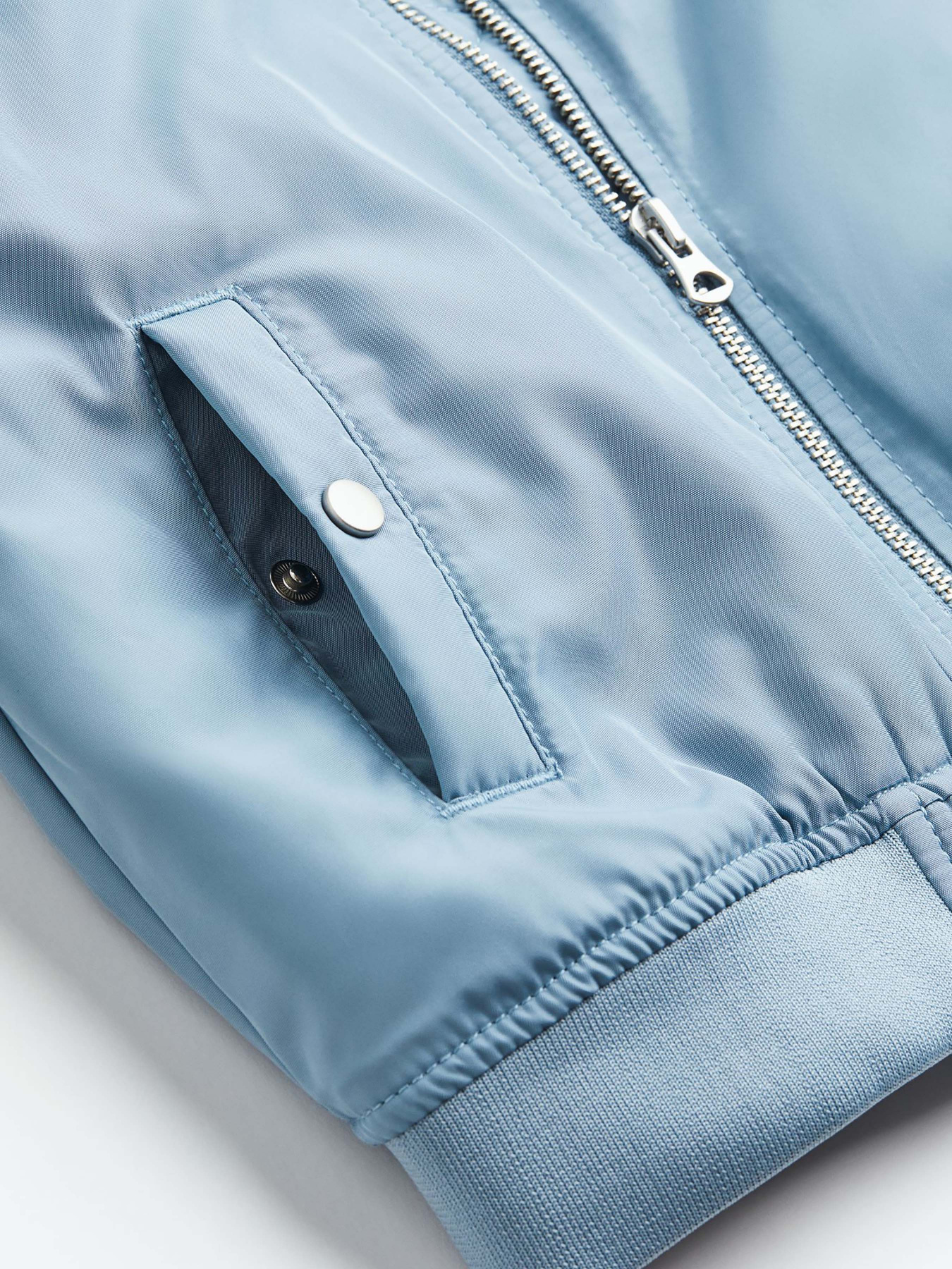 Бомбер H&M модель 70564 Фото