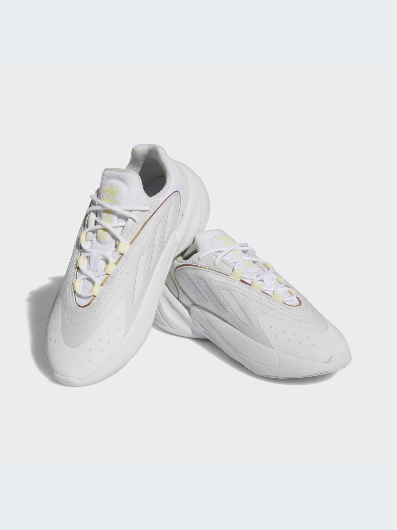 Кроссовки Adidas Ozweego модель HQ1598 Фото
