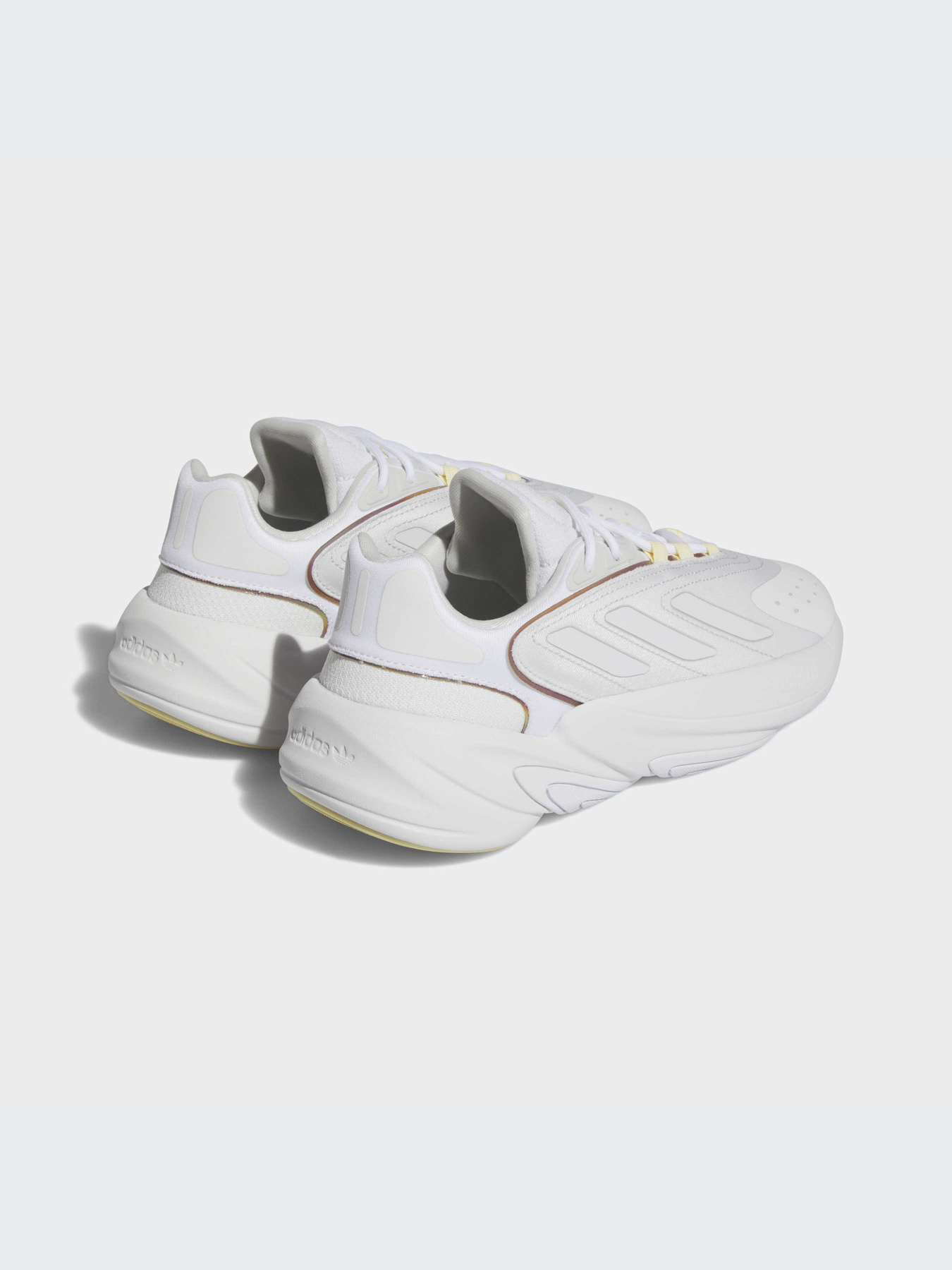 Кросівки повсякденні Adidas Ozweego модель HQ1598 Фото