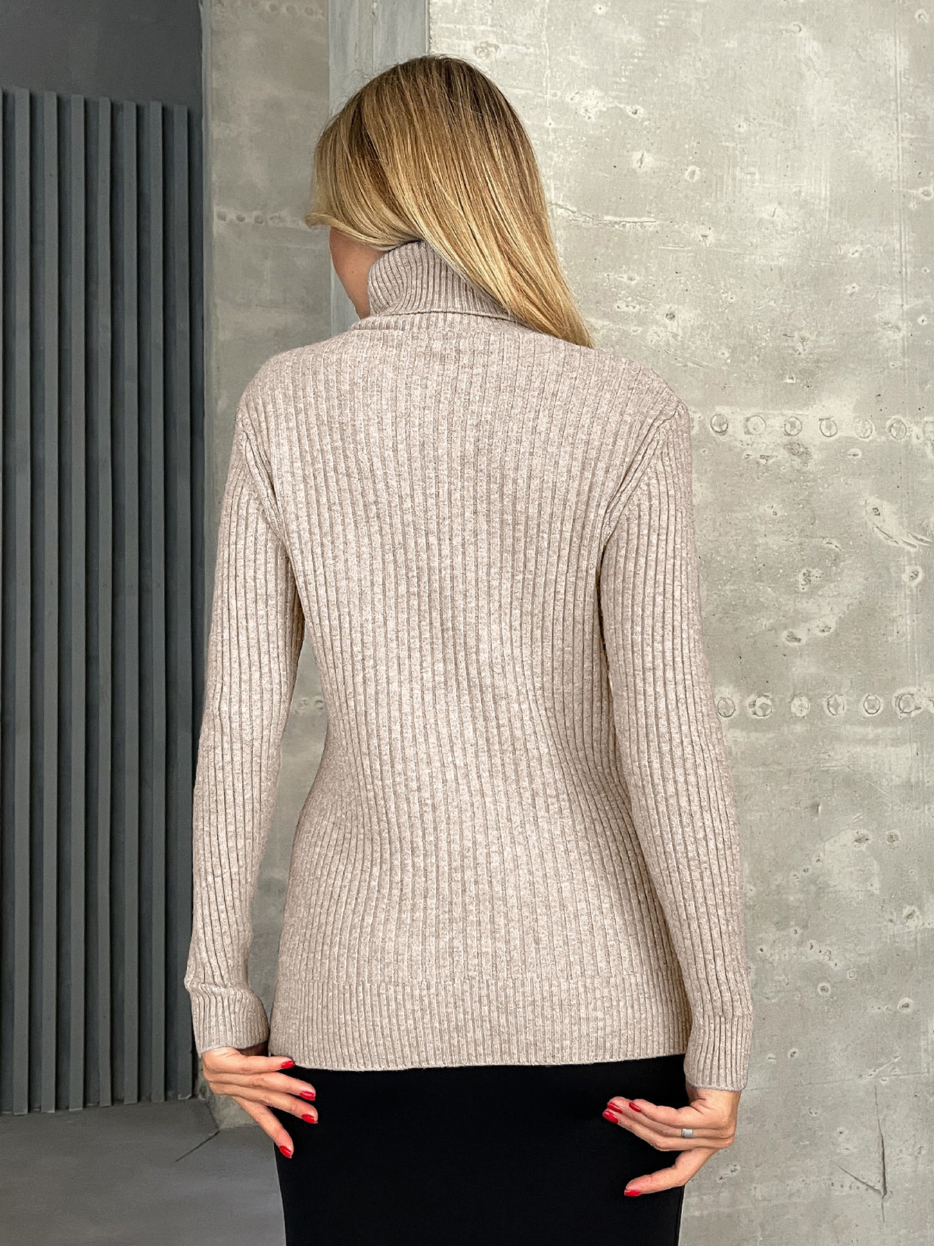 Светр ISSA Plus модель WN20-575_бежевый Фото