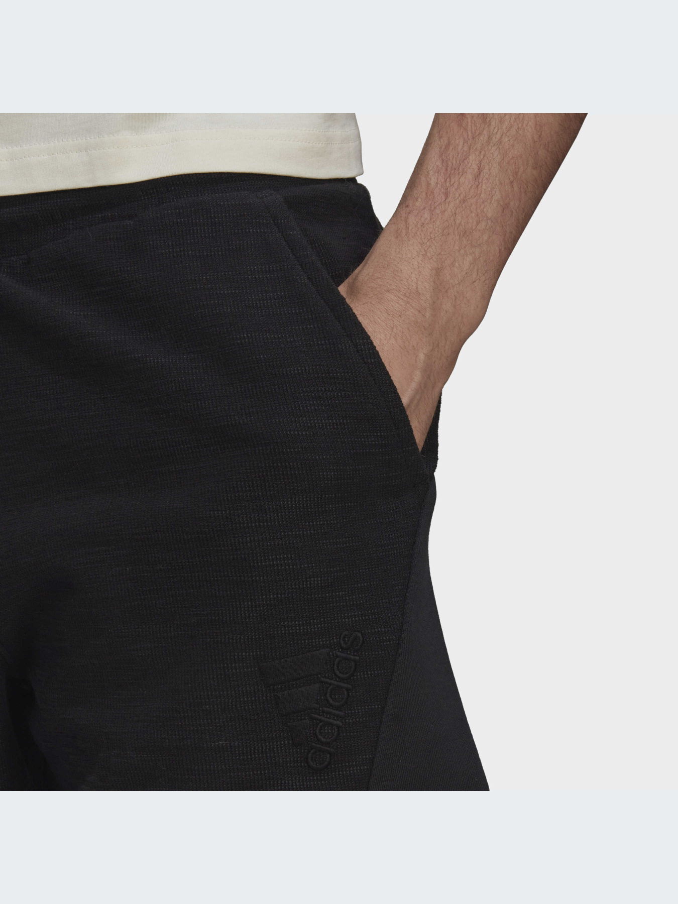 Шорты Adidas модель HK4600 Фото