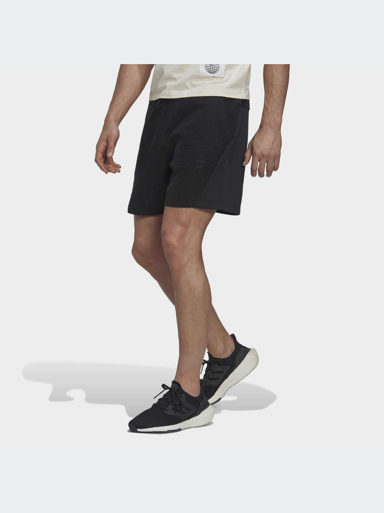 Повсякденні шорти Adidas модель HK4600 Фото