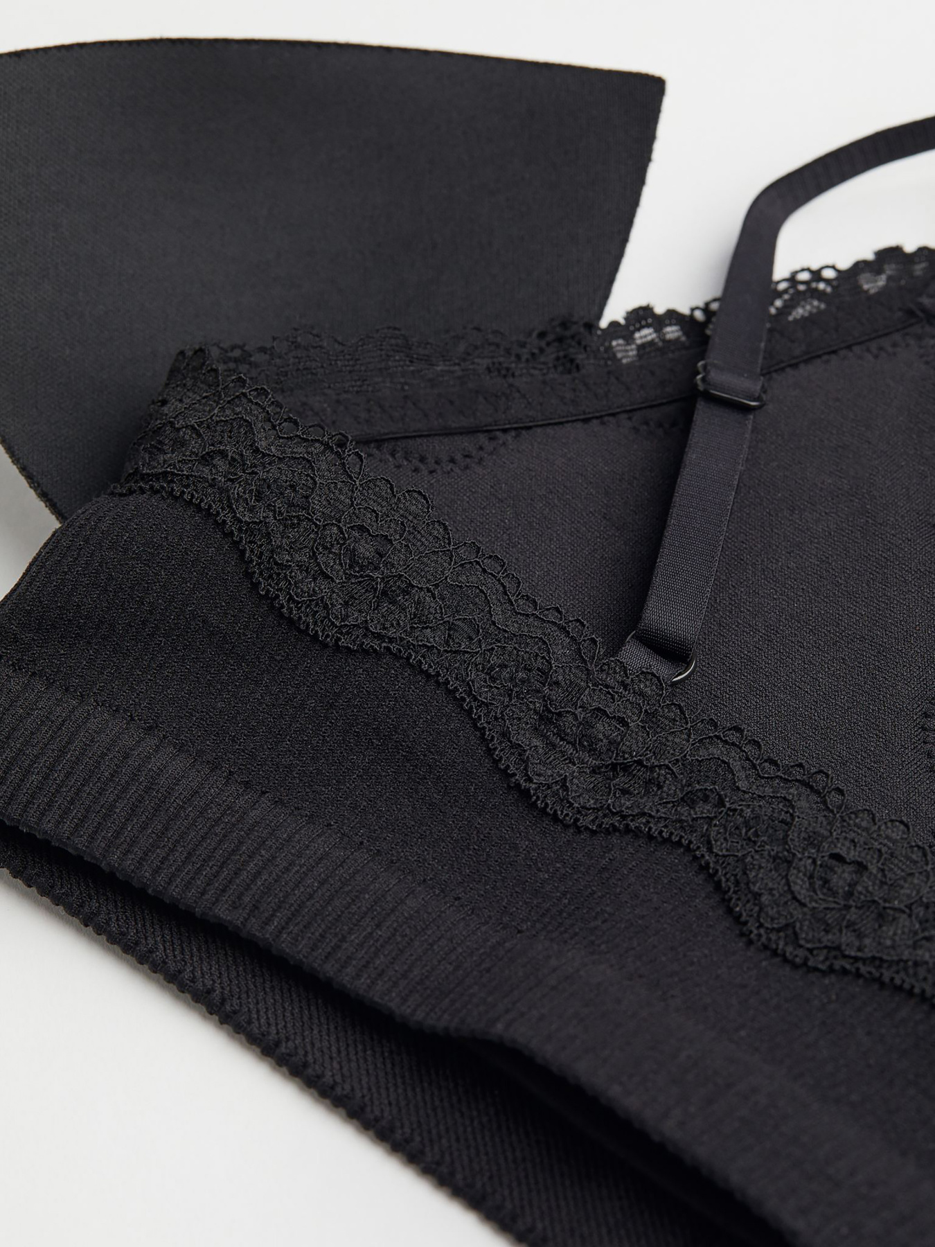 Бюстгальтер H&M модель 70723 Фото