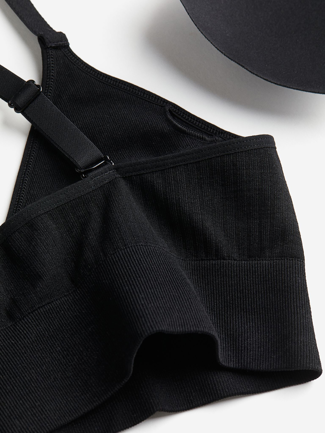 Топ спортивный H&M модель 70752 Фото