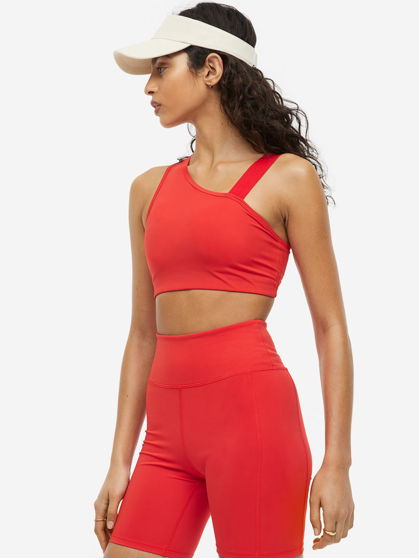 Топ спортивный H&M модель 70811 Фото