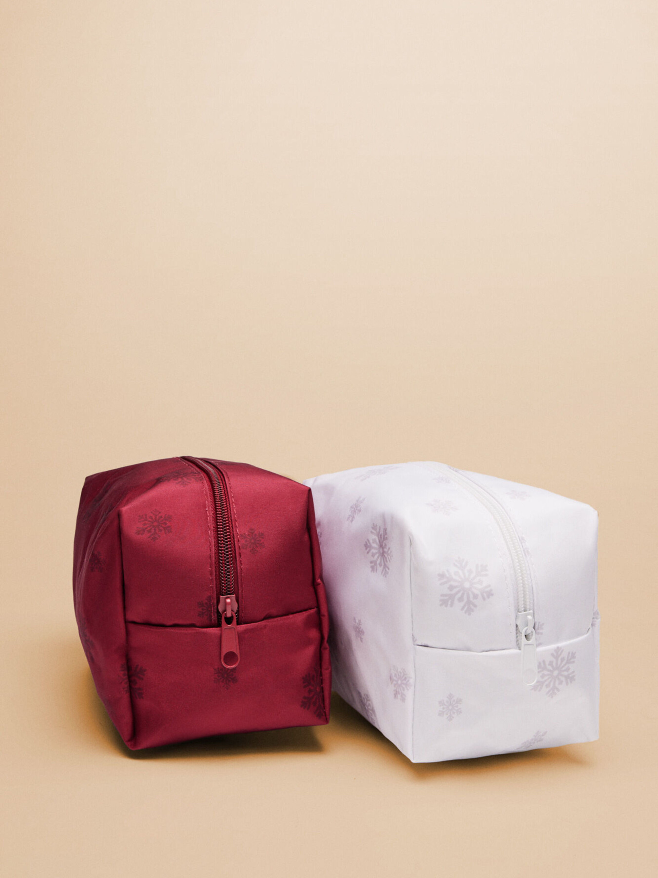 Набор из трех косметичек Snoopy Women'secret модель 4846021-61 Фото