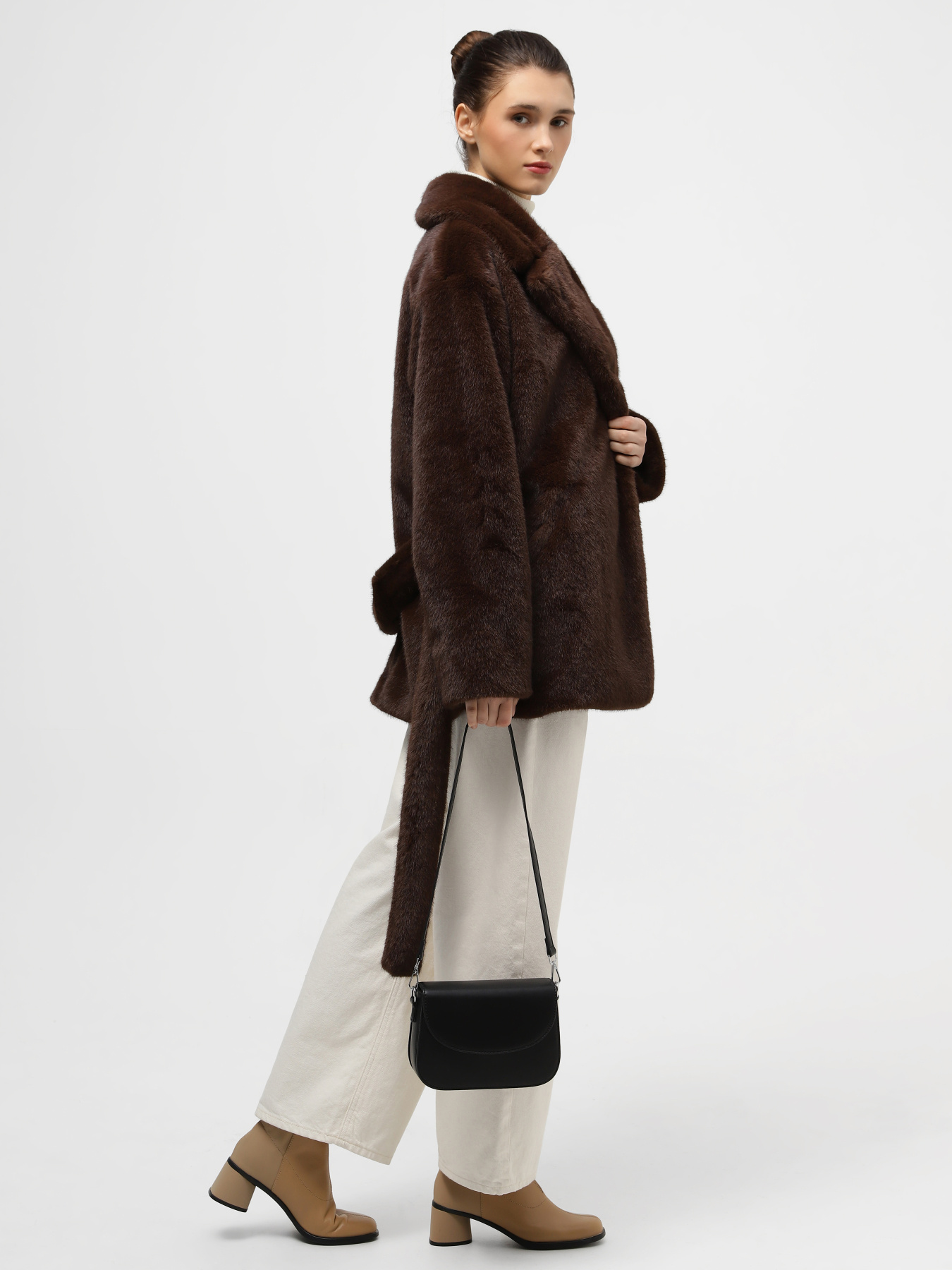 Шуба Danna модель 1395BRN Фото