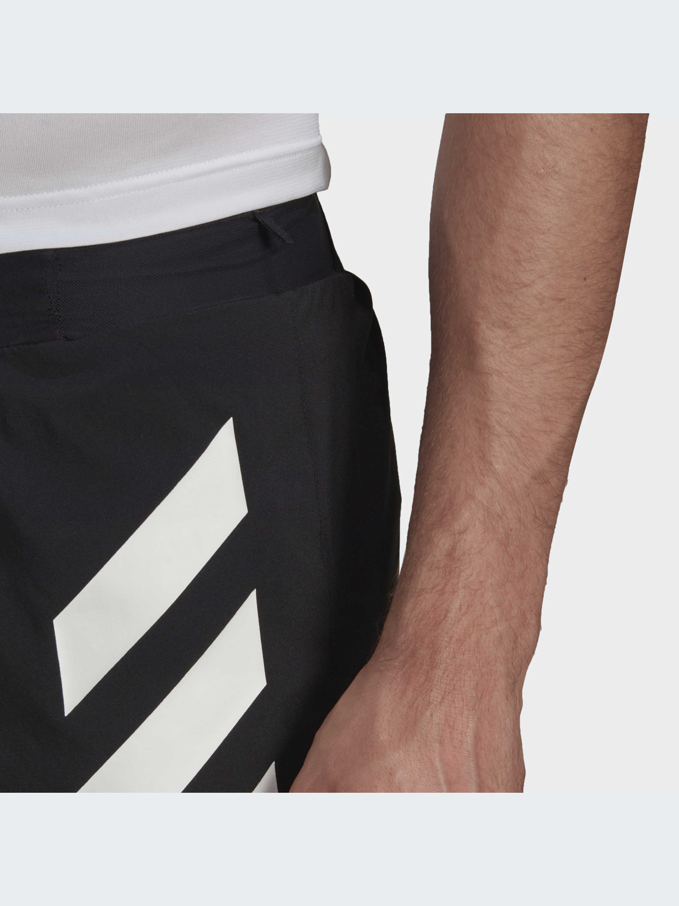 Шорты спортивные Adidas модель HA7543 Фото