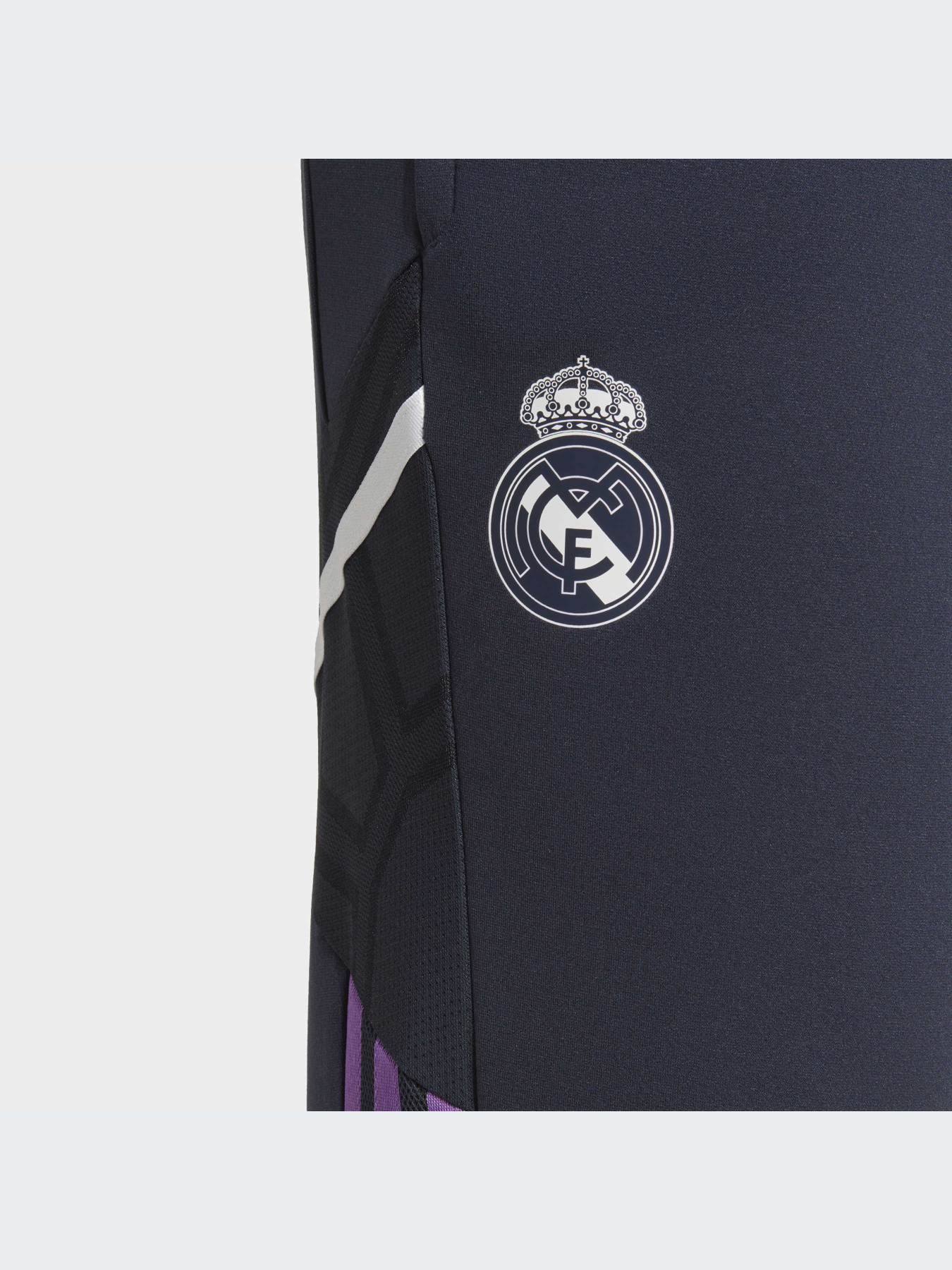 Штаны спортивные Adidas модель HT8802 Фото