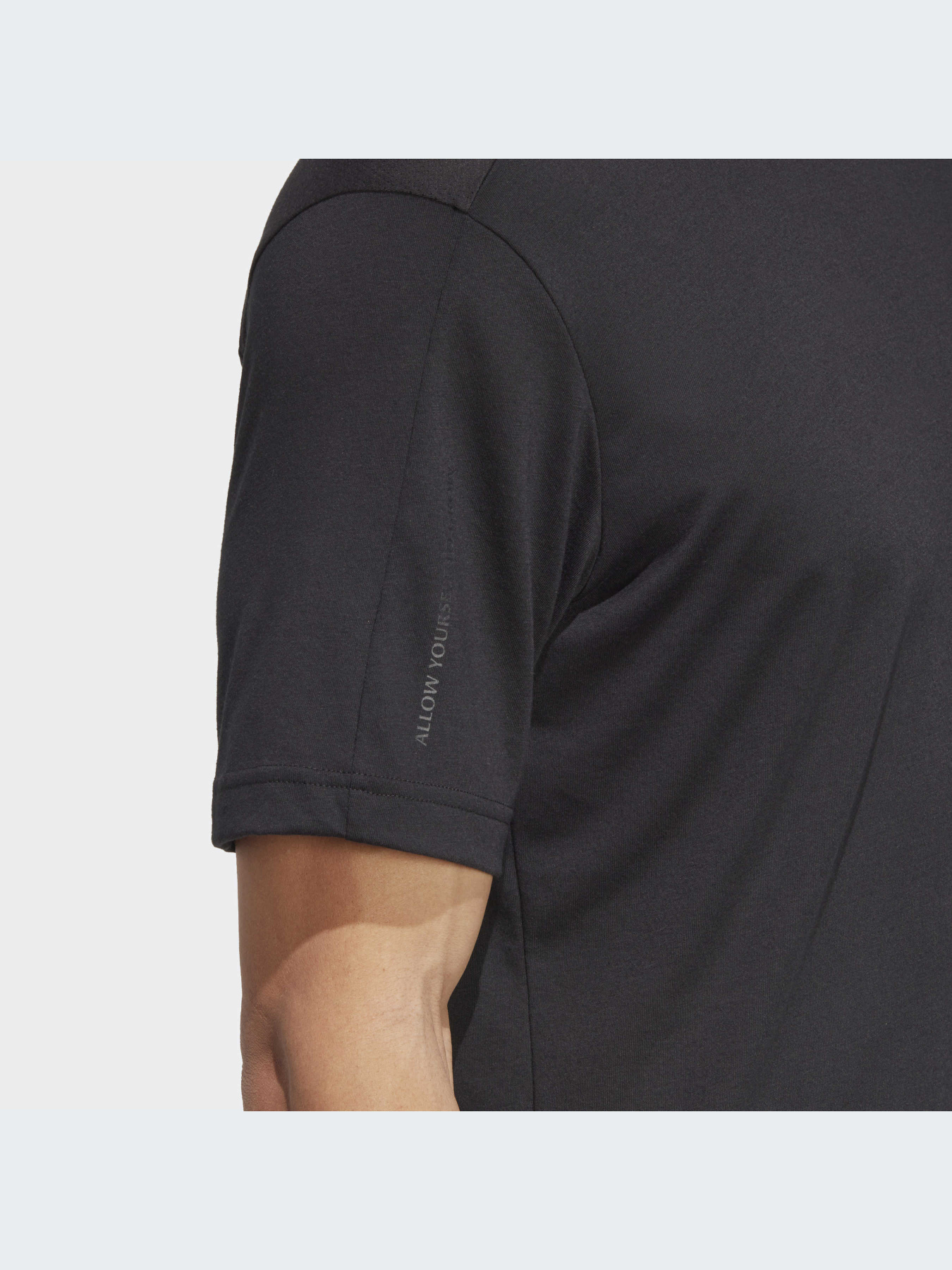 Спортивна футболка Adidas модель IB7885 Фото