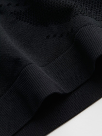 Топ спортивный H&M модель 71008 Фото