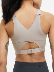 Спортивний топ H&M модель 71030 Спортивний топ H&M модель 71030 Фото