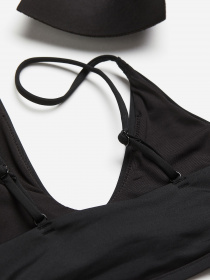 Верх купальника H&M модель 71032 Верх купальника H&M модель 71032 Фото