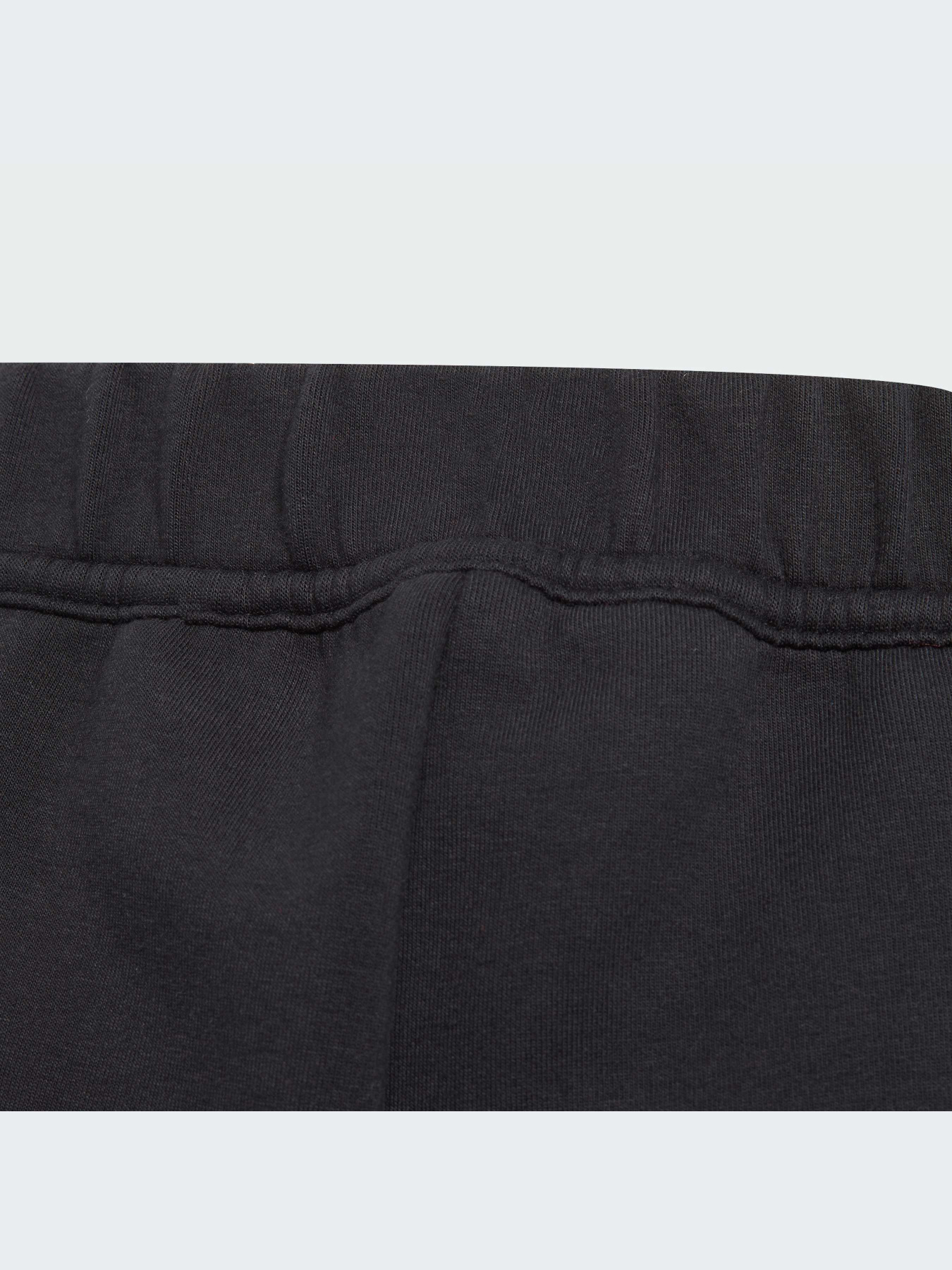 Брюки повседневные Adidas ZNE модель IB3990 Фото