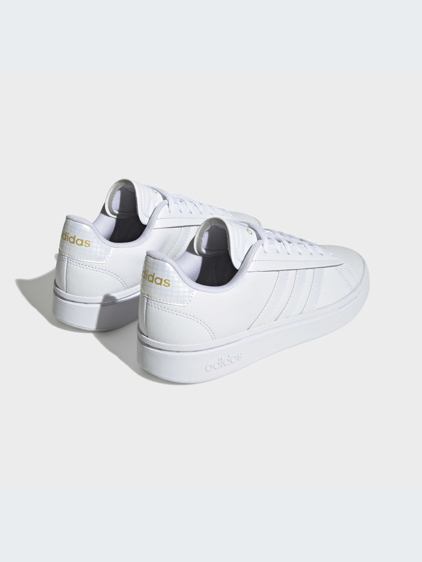 Кроссовки Adidas Grand Court модель HQ6600-KZ Фото