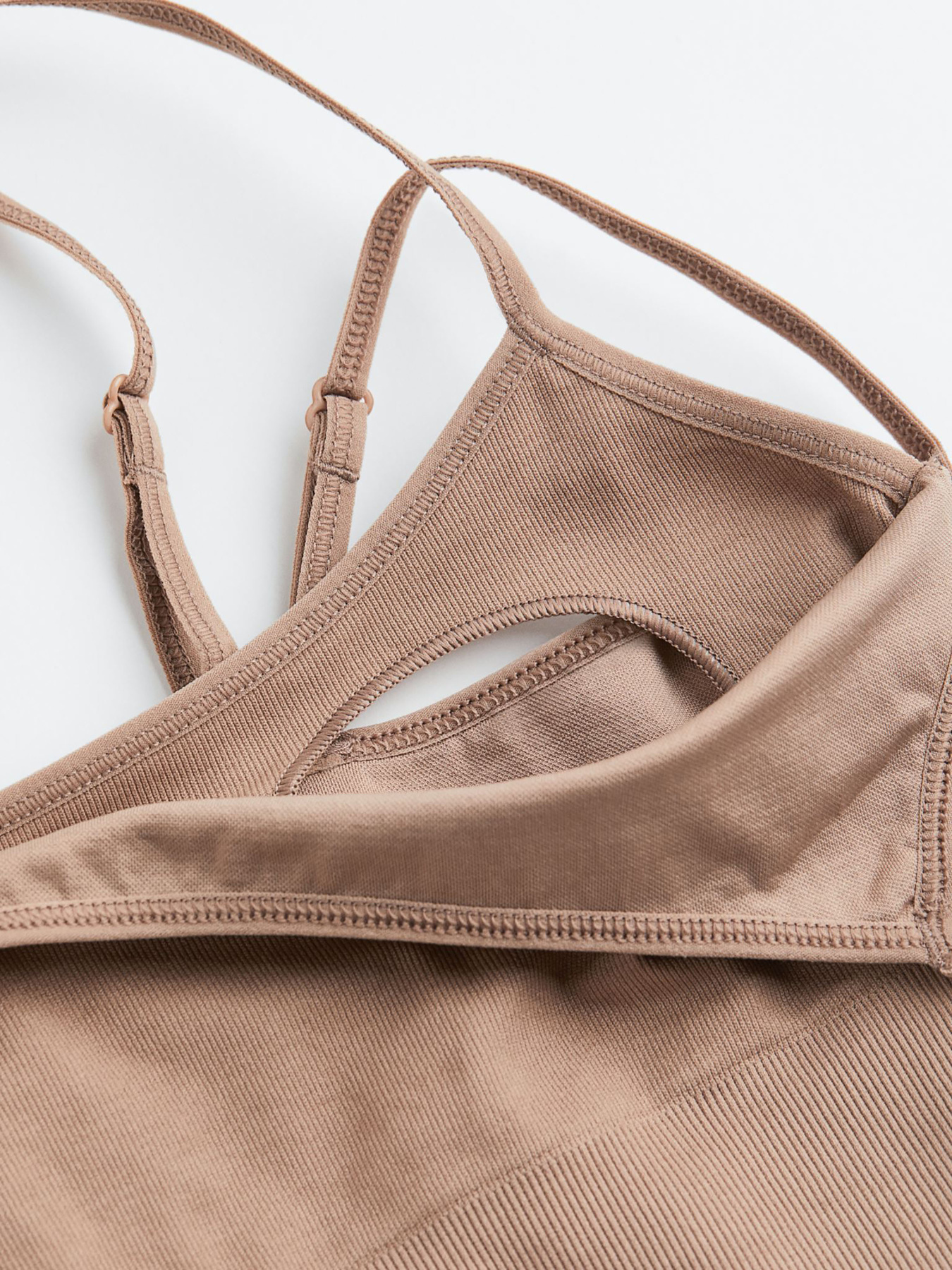 Топ спортивный H&M модель 71122 Фото