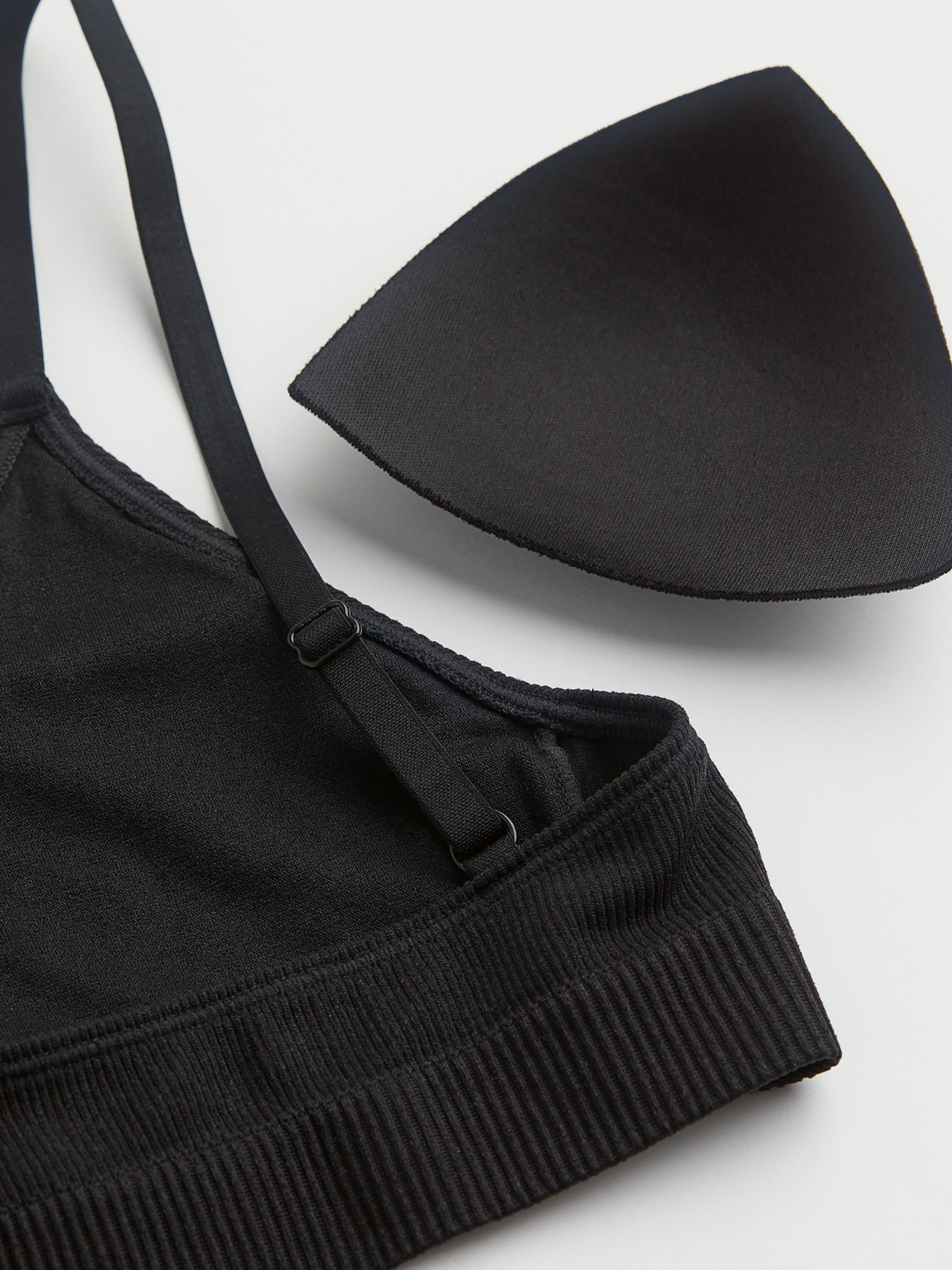 Бюстгальтер H&M модель 71177 Бюстгальтер H&M модель 71177 Фото