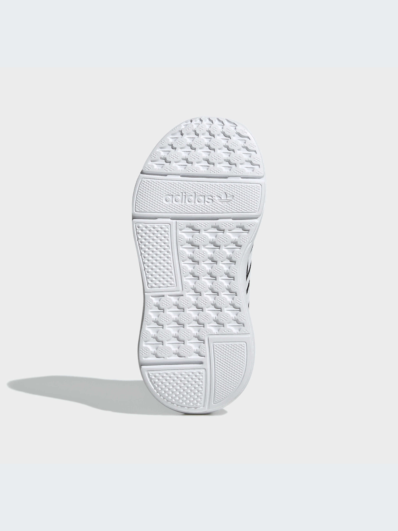 Кросівки повсякденні Adidas Swift модель GW8184 Фото