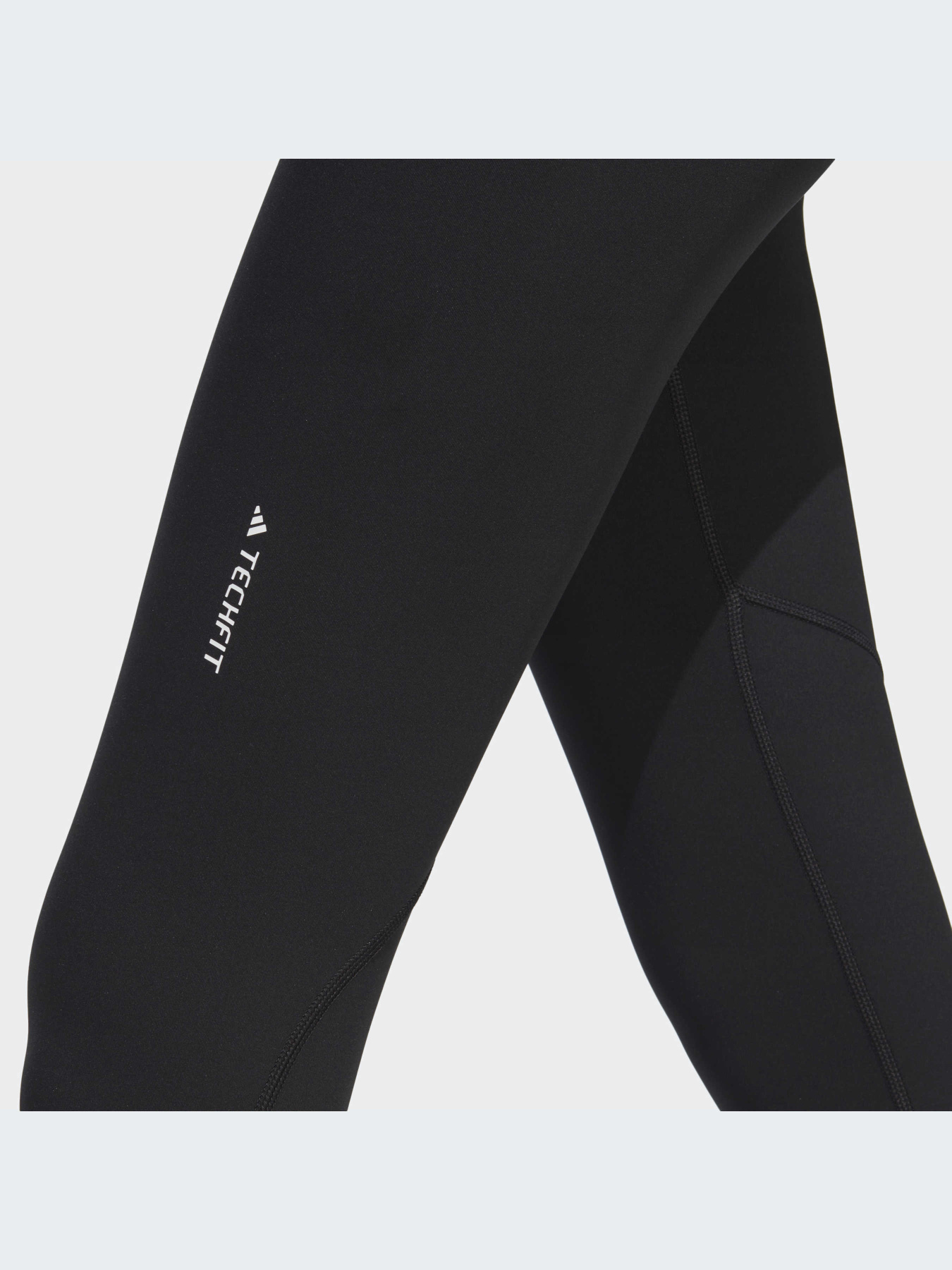 Спортивні леггінси Adidas Clima модель HF6680 Фото