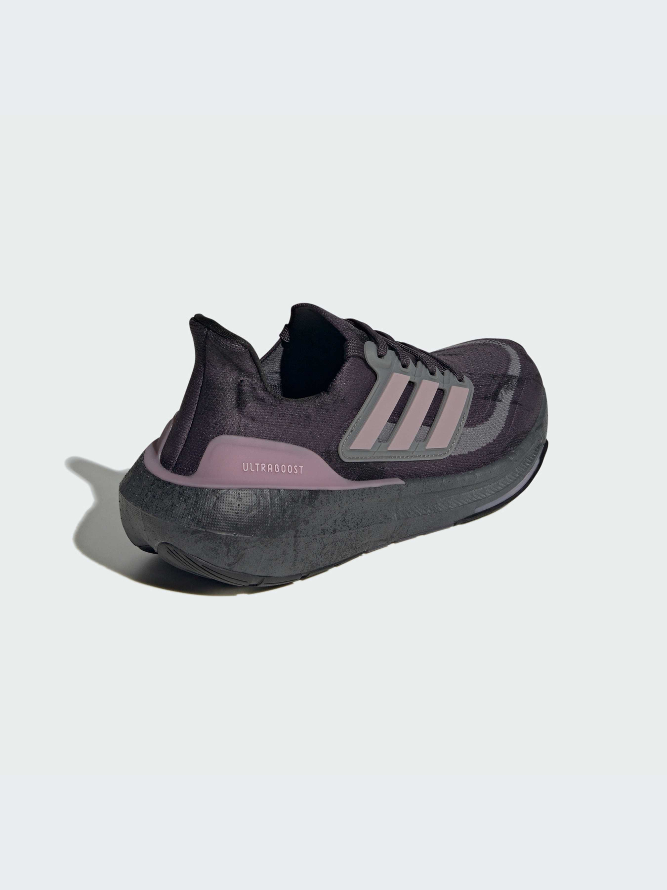 Кроссовки Adidas Ultraboost модель IF1487-KZ Фото