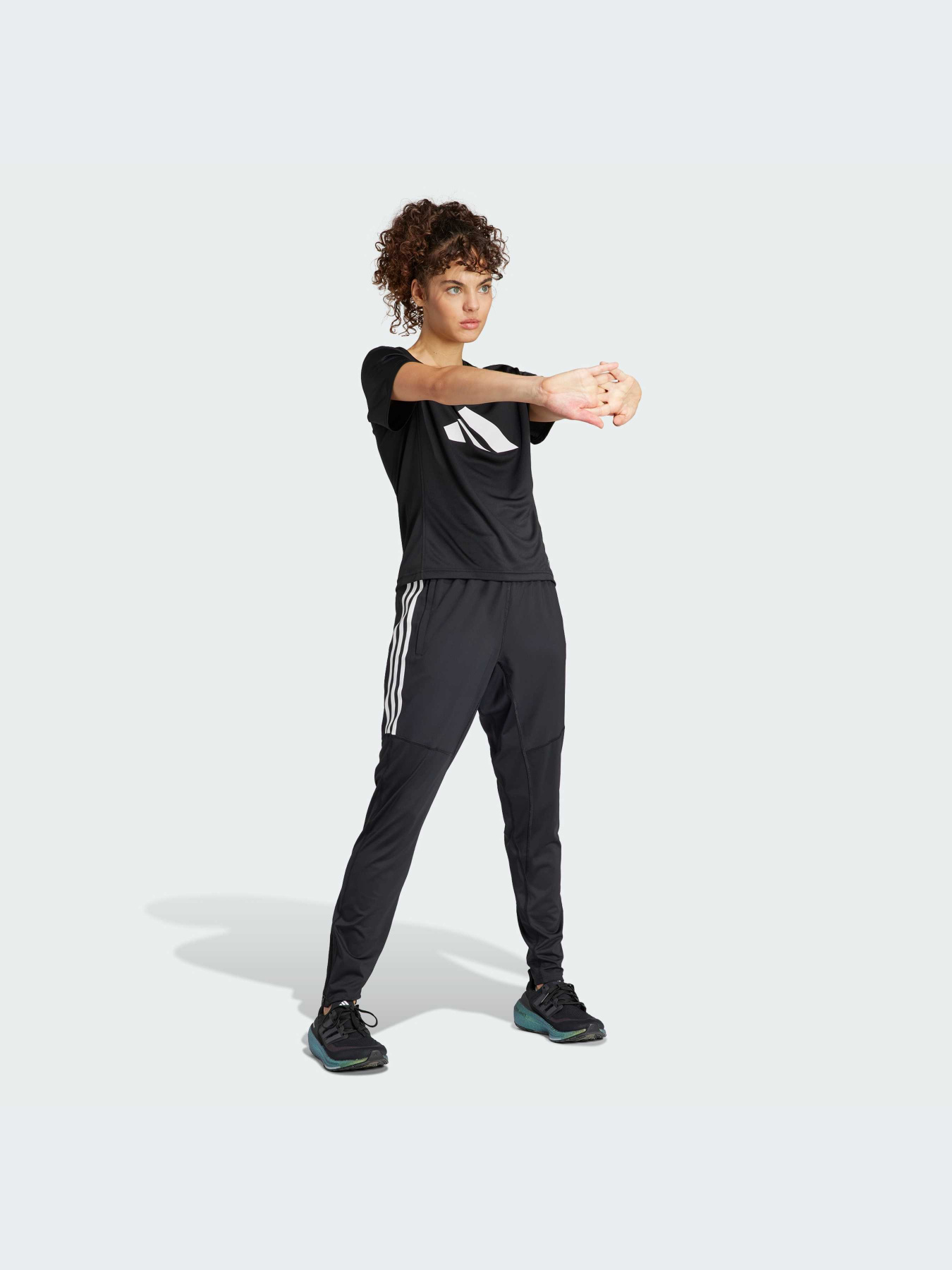 Брюки Adidas 3 Stripes модель IS0379-KZ Фото