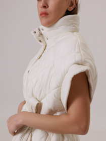 Утепленный жилет Alnest модель AN075 Утепленный жилет Alnest модель AN075 Фото