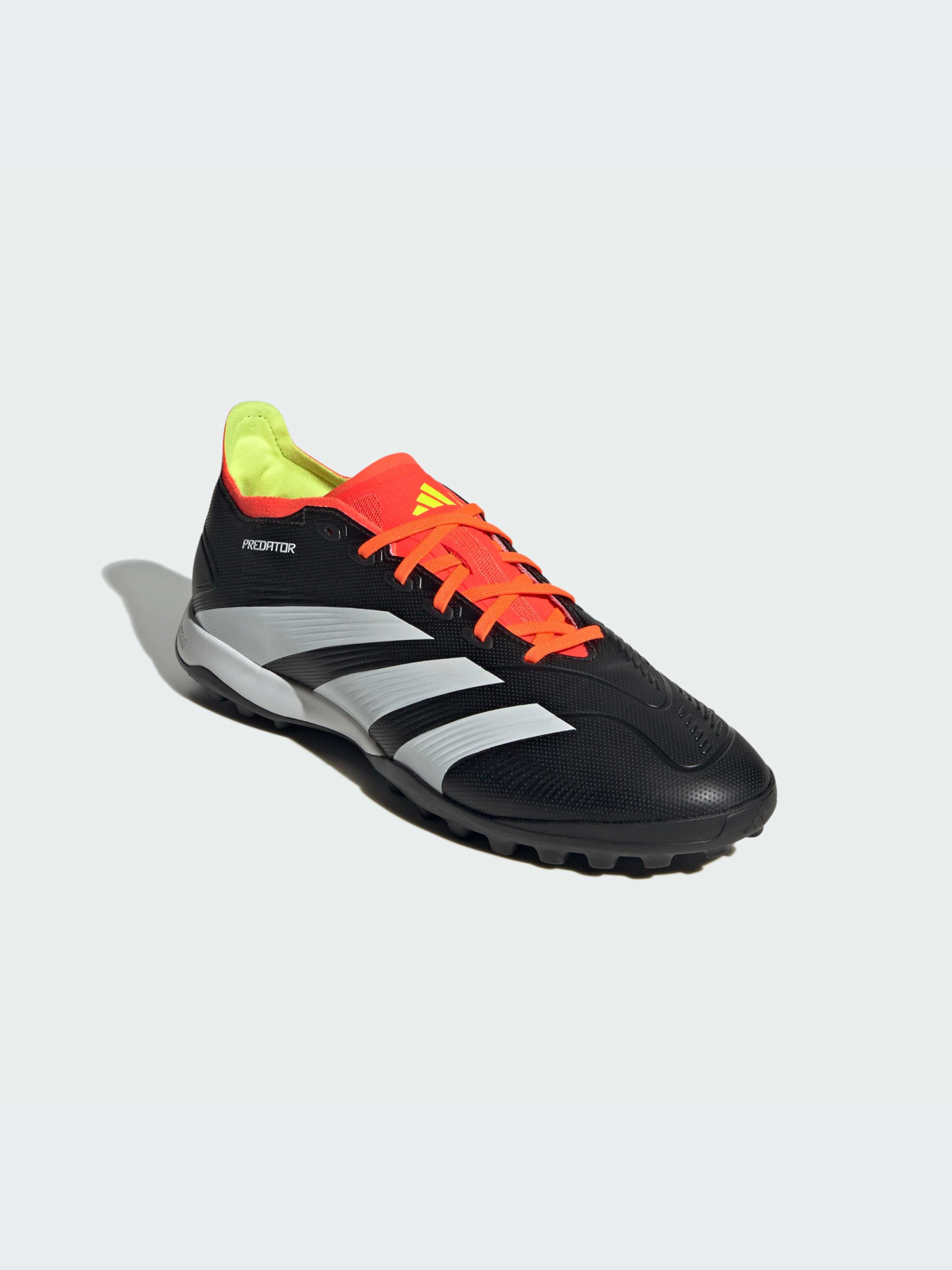 Бутси Adidas Predator модель IG7723 Фото