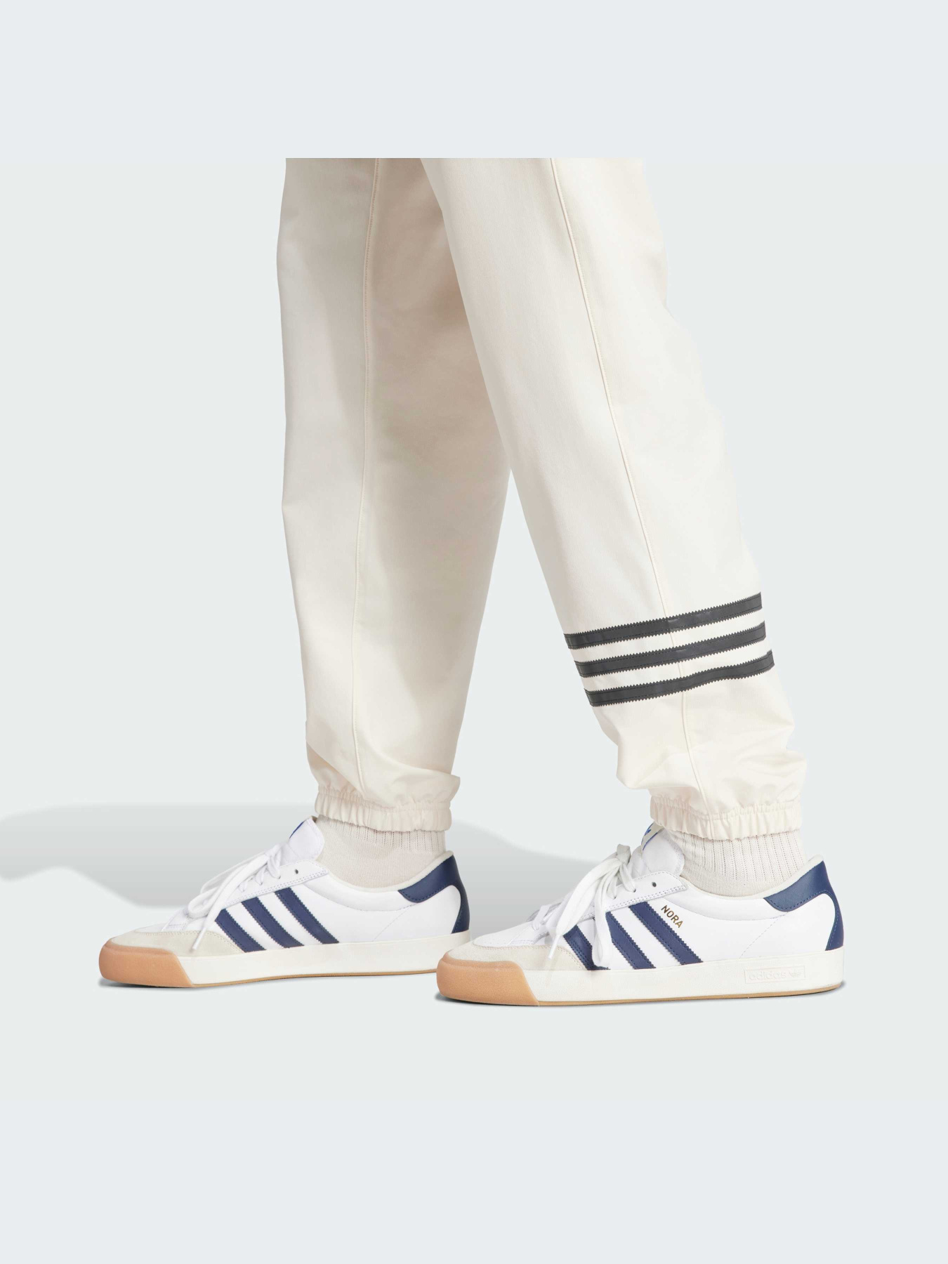 Джоггеры Adidas модель IV5356 Фото