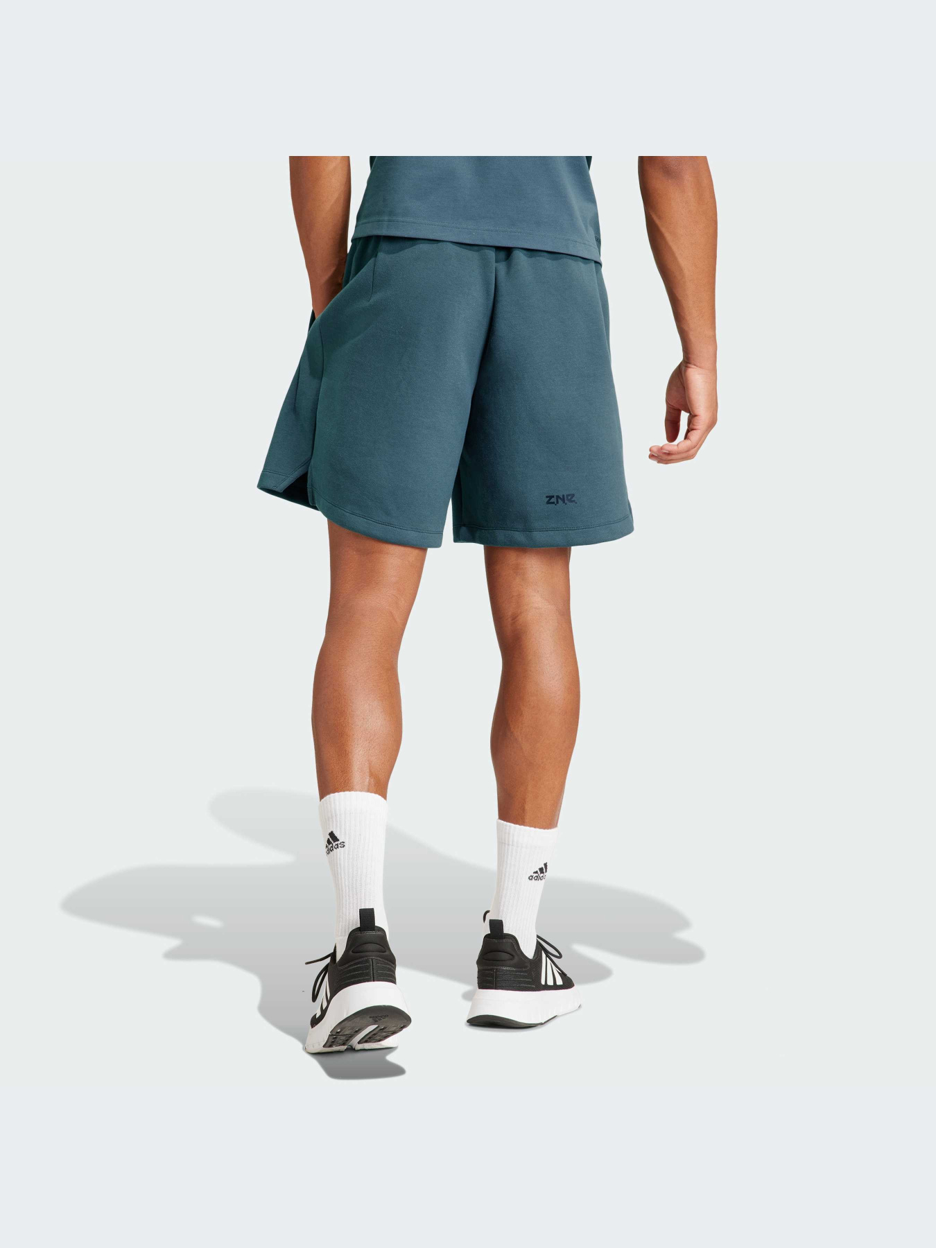 Повсякденні шорти Adidas ZNE модель IS8359 Фото