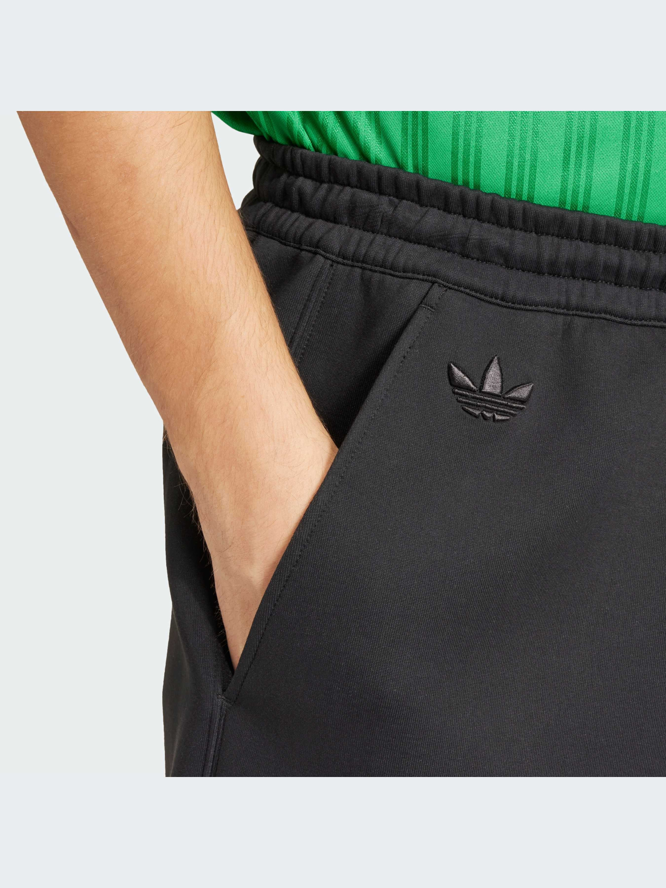 Шорты Adidas модель IR9430 Фото