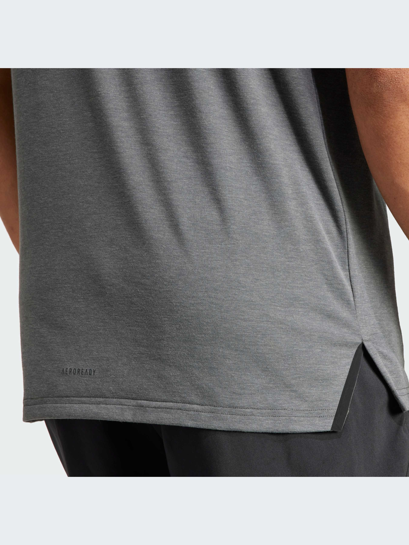 Футболка спортивна Adidas Clima модель IS3809 Фото